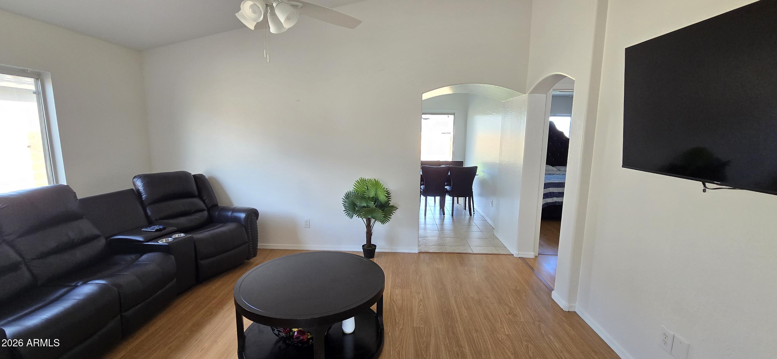 12413 N EL FRIO Street