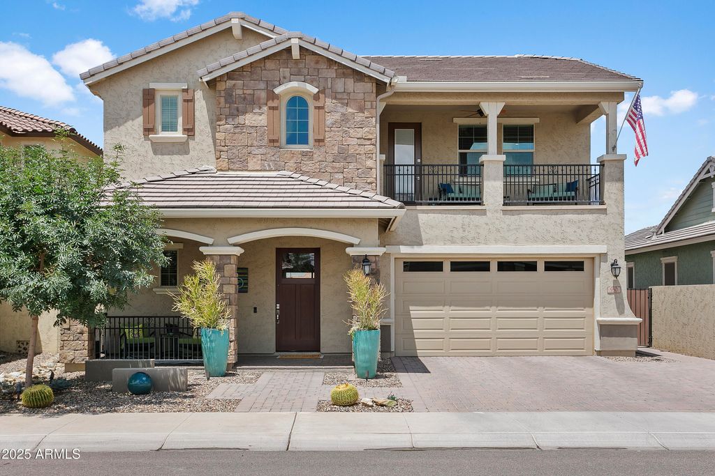 Photo of 950 S Edith Drive, Chandler, AZ 85225 (MLS # 6909936)