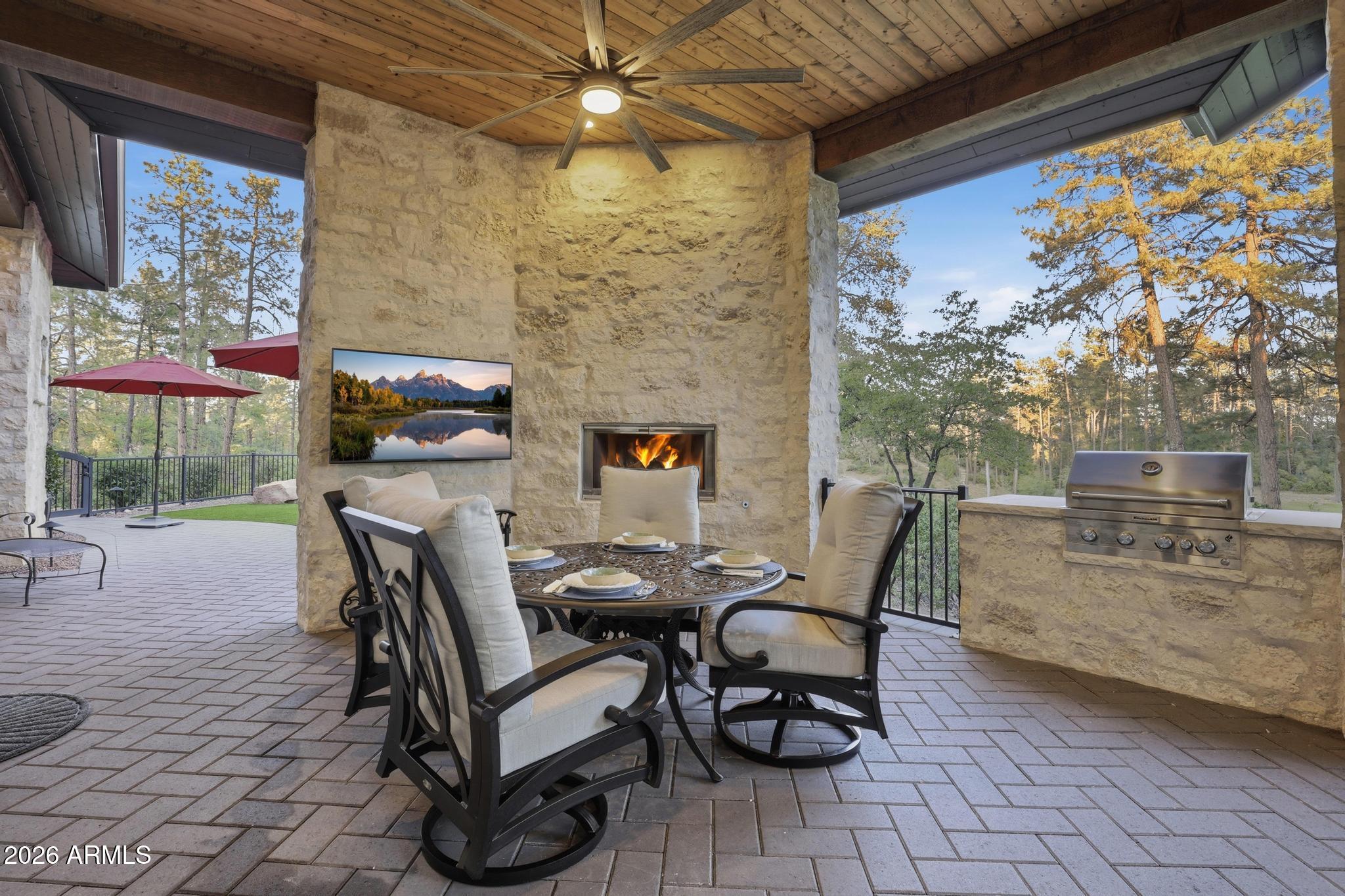 RIM GOLF CLUB PHASE 1 - Residential