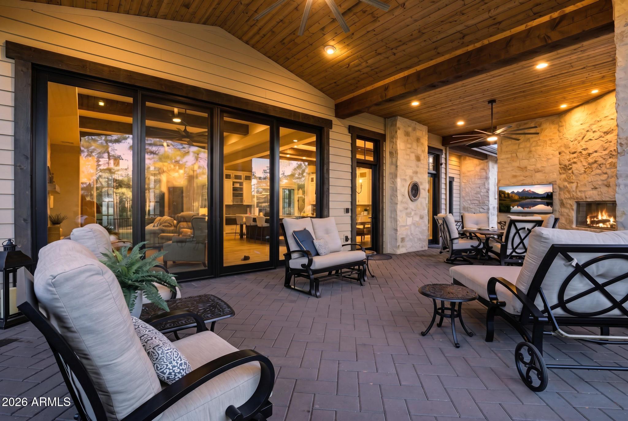 RIM GOLF CLUB PHASE 1 - Residential