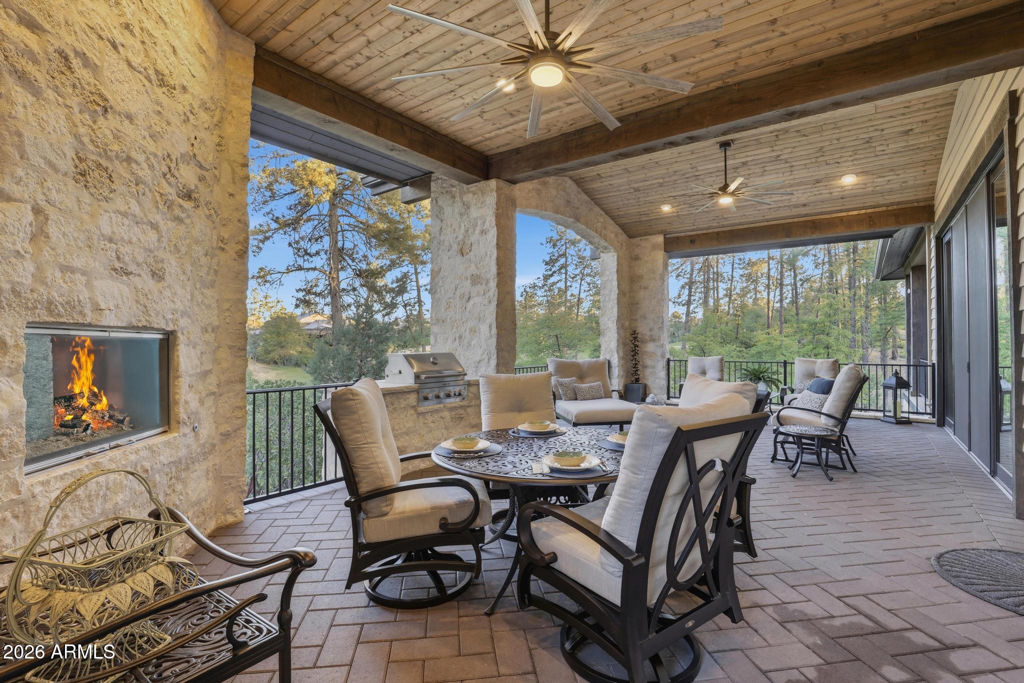 RIM GOLF CLUB PHASE 1 - Residential