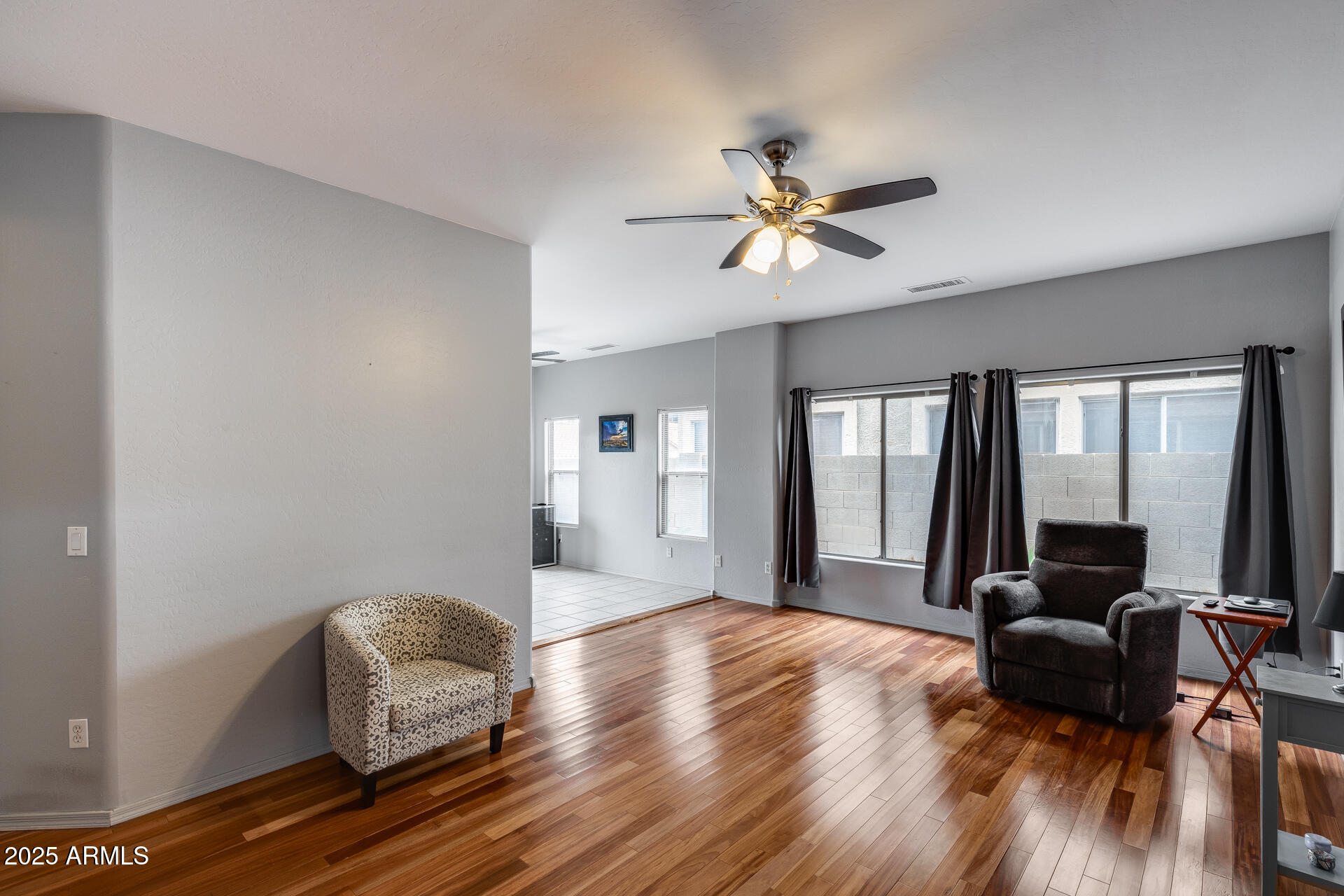 44 S GREENFIELD Road 10