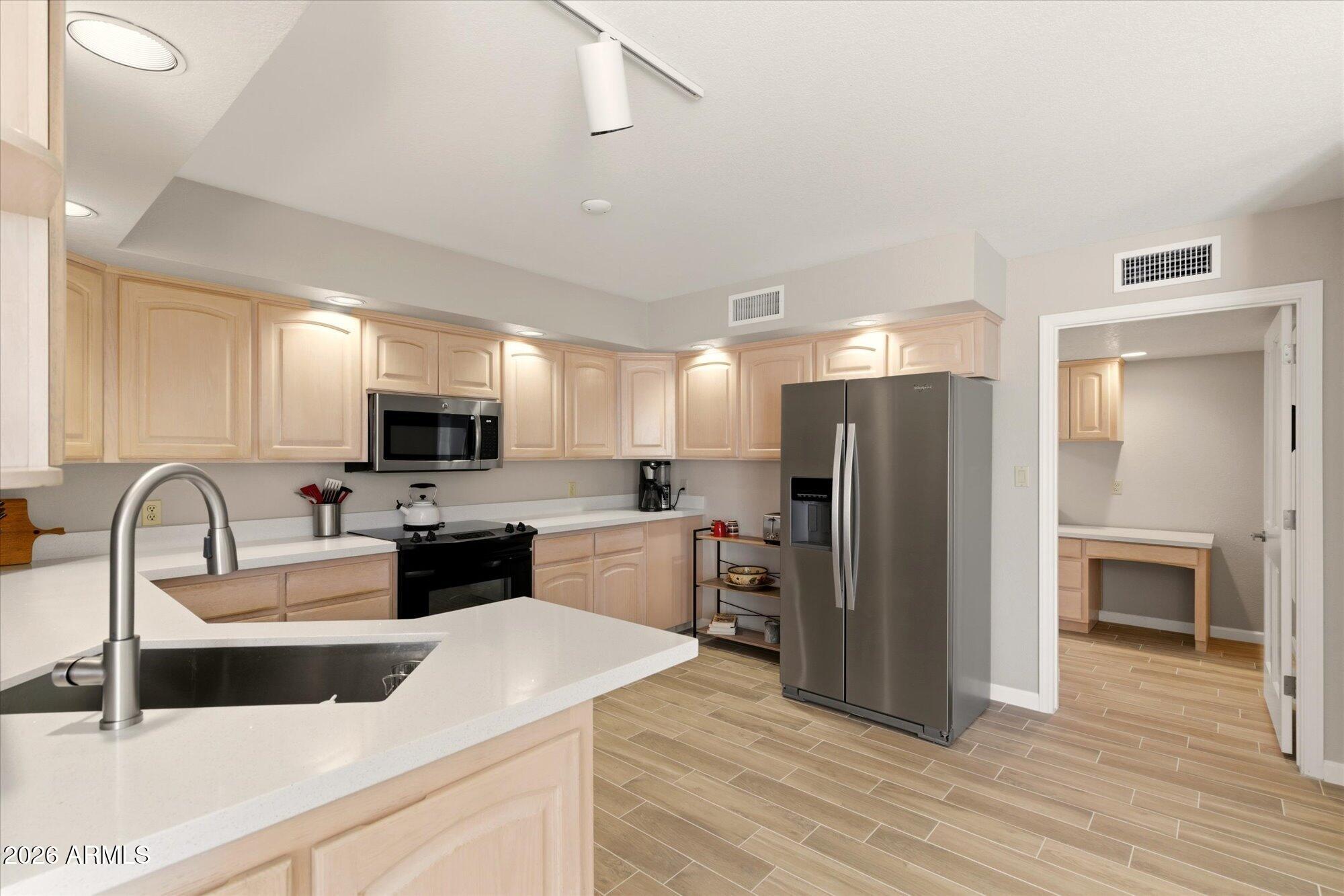 DONELL CONDOMINIUMS - Residential