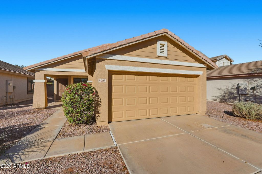 Photo of 2662 W Sawtooth Way, San Tan Valley, AZ 85144 (MLS # 6967447)