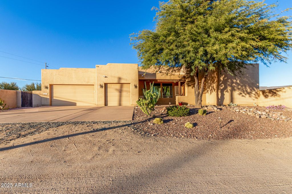 Photo of 44807 N 12th Street, New River, AZ 85087 (MLS # 6961584)
