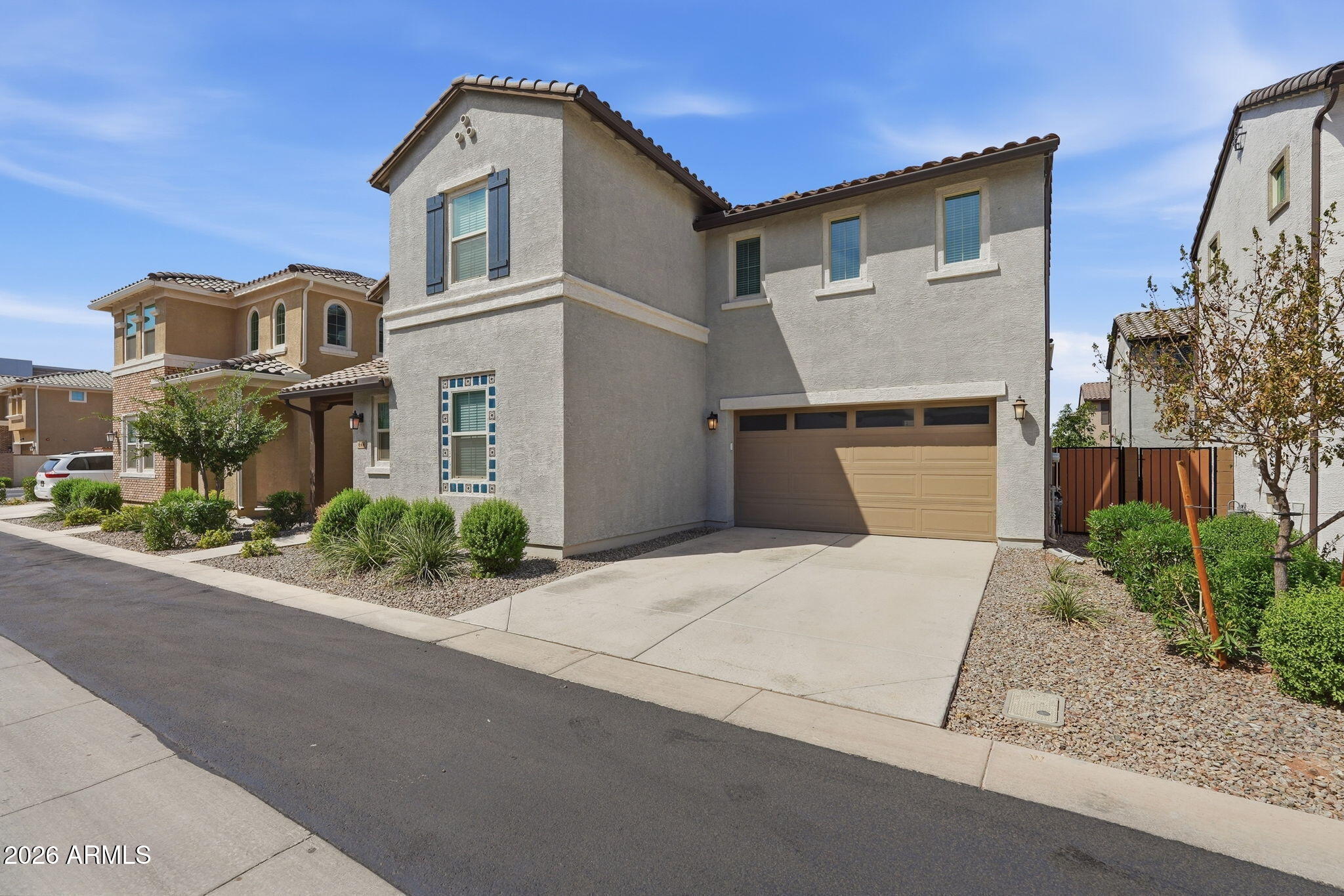 644 S HERON Lane