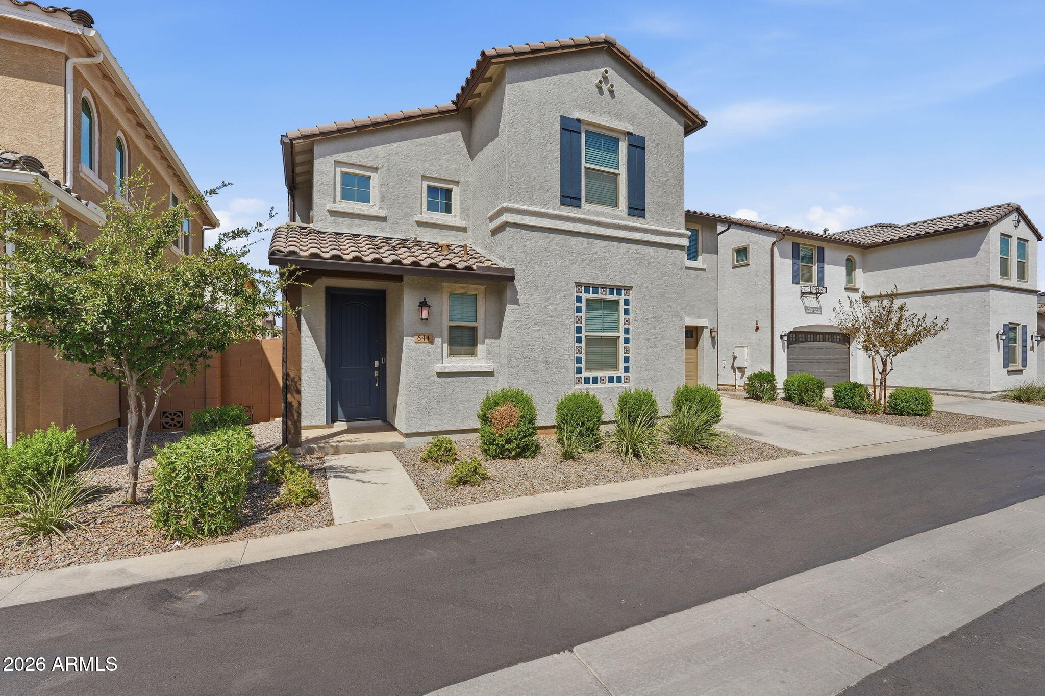 644 S HERON Lane
