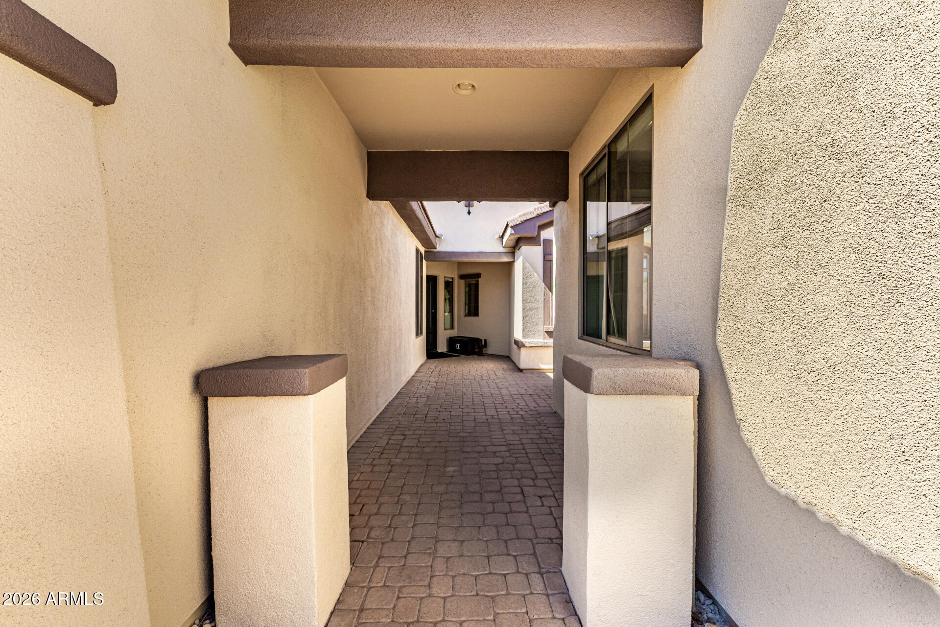 2231 W VALHALLA Court