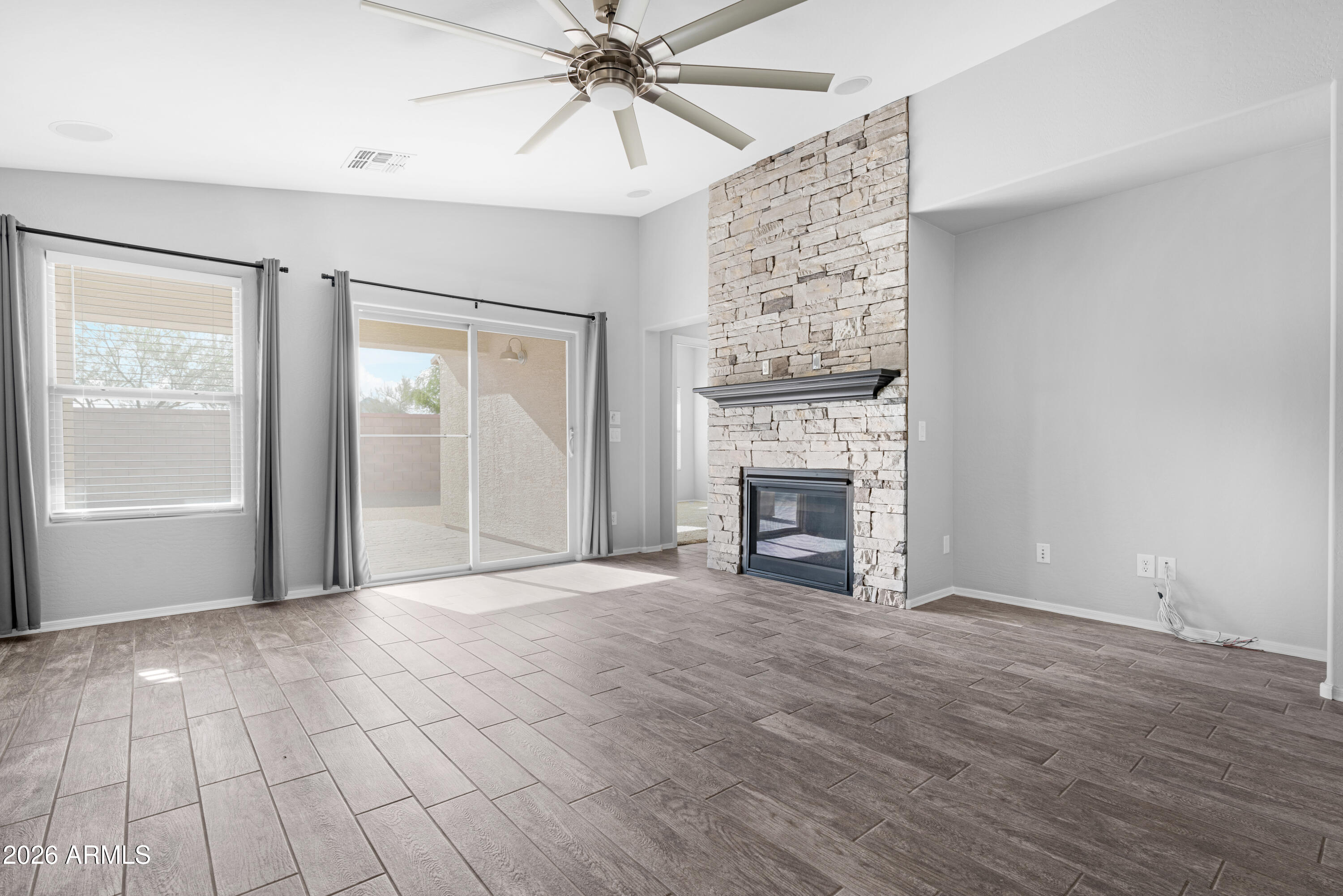 2315 E HAZELTINE Way