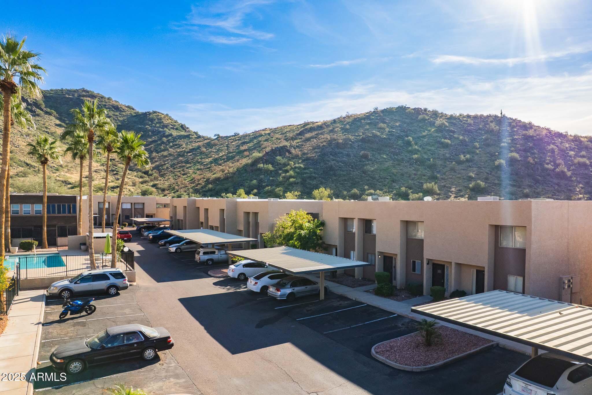 1601 W SUNNYSIDE Drive 127