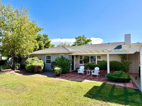 Photo of 5131 E Mitchell Drive, Phoenix, AZ 85018 (MLS # 6920902)