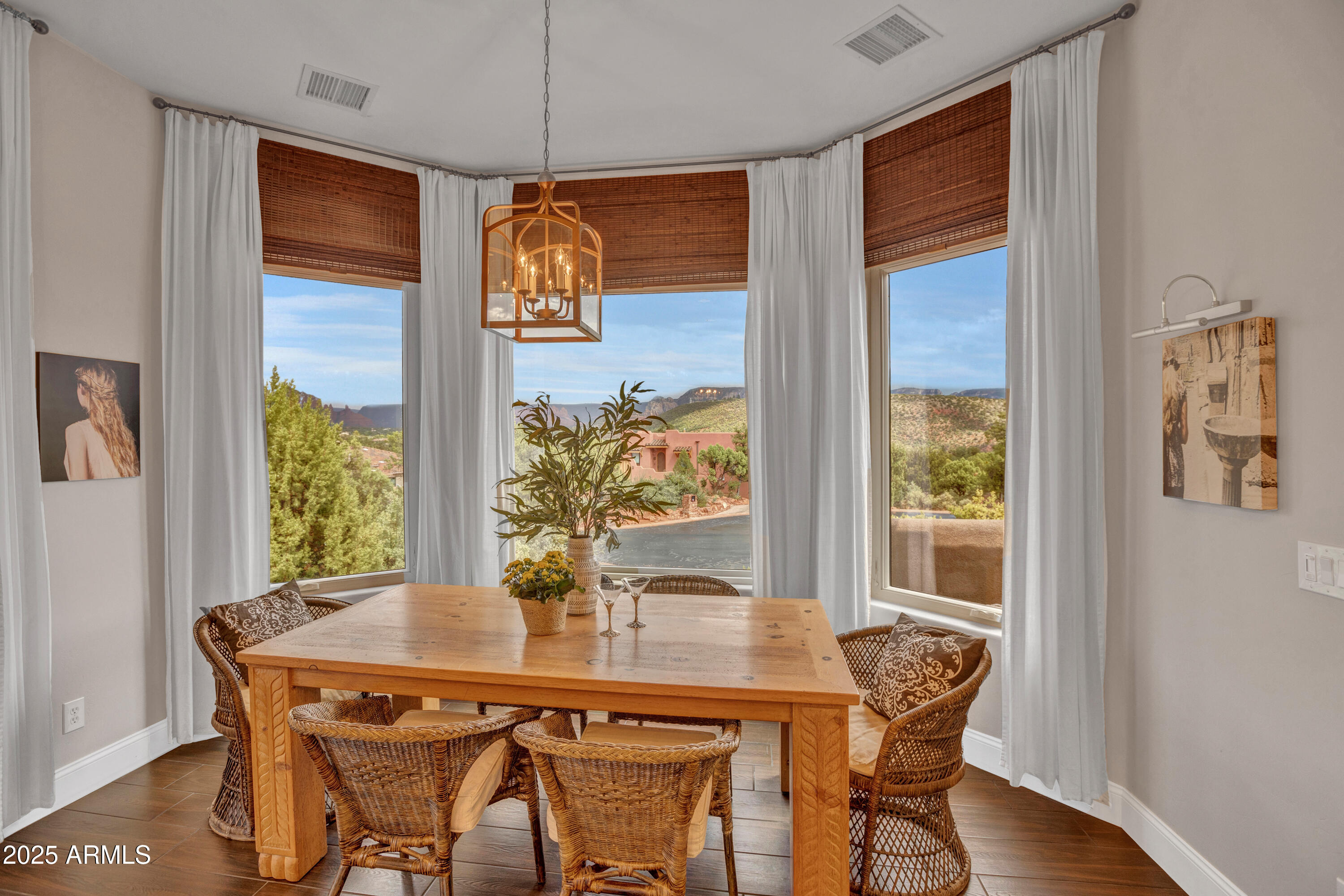 160 Salido Del Sol --