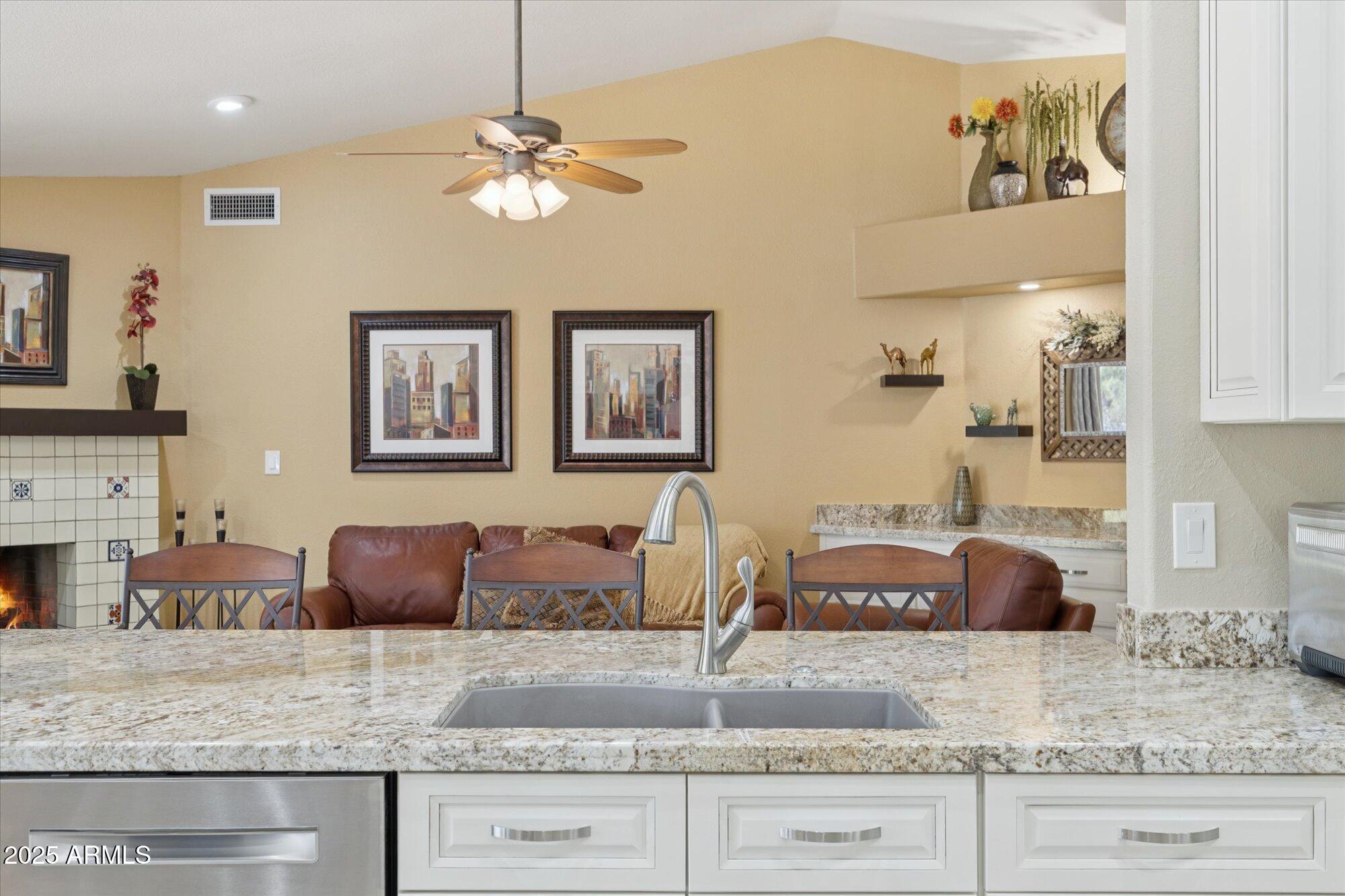 Phoenix, Arizona 85022, United States, 3 Bedrooms Bedrooms, ,2 BathroomsBathrooms,Residential,Active,220293