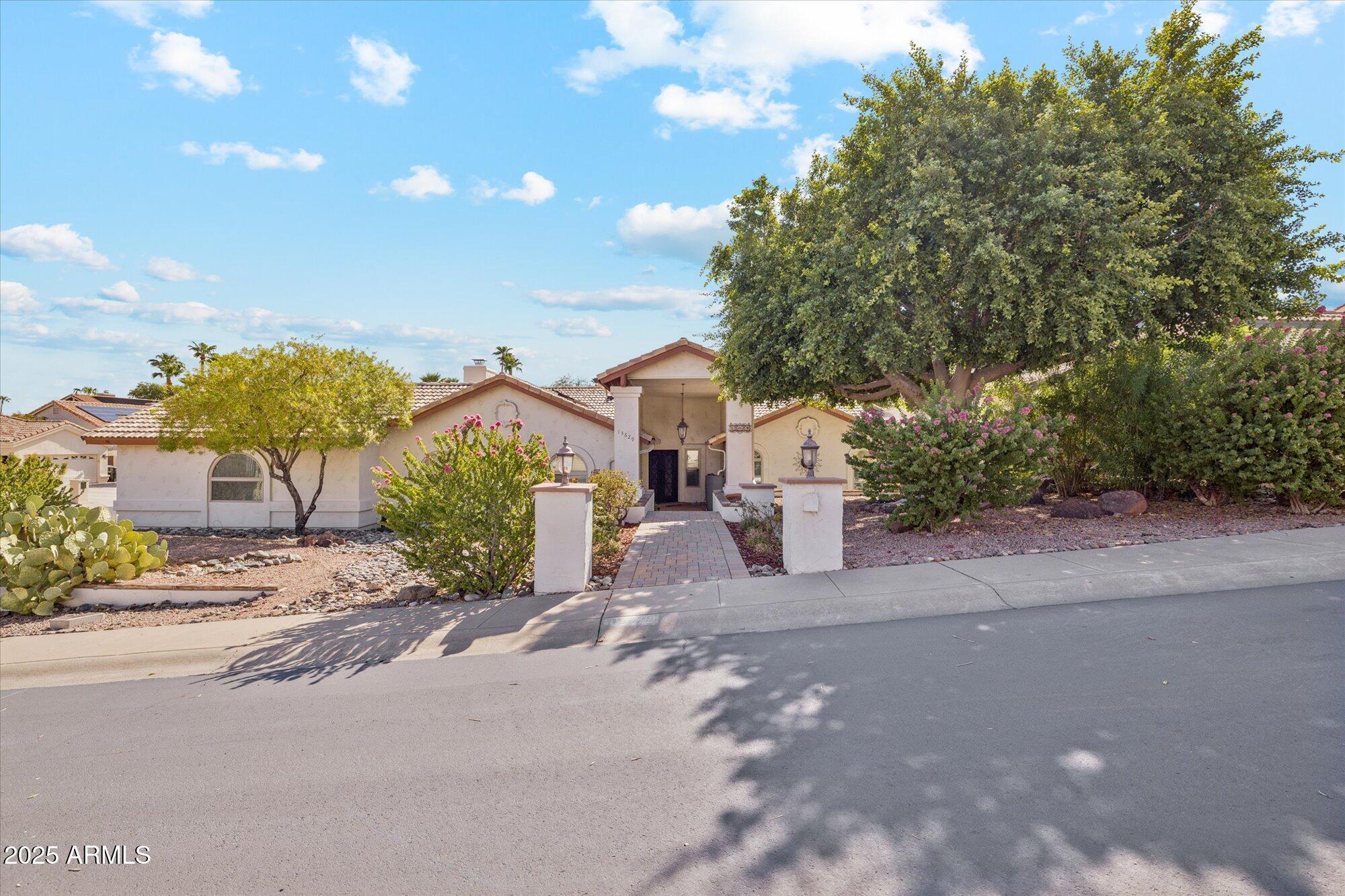 Phoenix, Arizona 85022, United States, 3 Bedrooms Bedrooms, ,2 BathroomsBathrooms,Residential,Active,220293