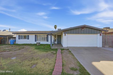 4045 W MONTEBELLO Avenue Phoenix AZ 85019