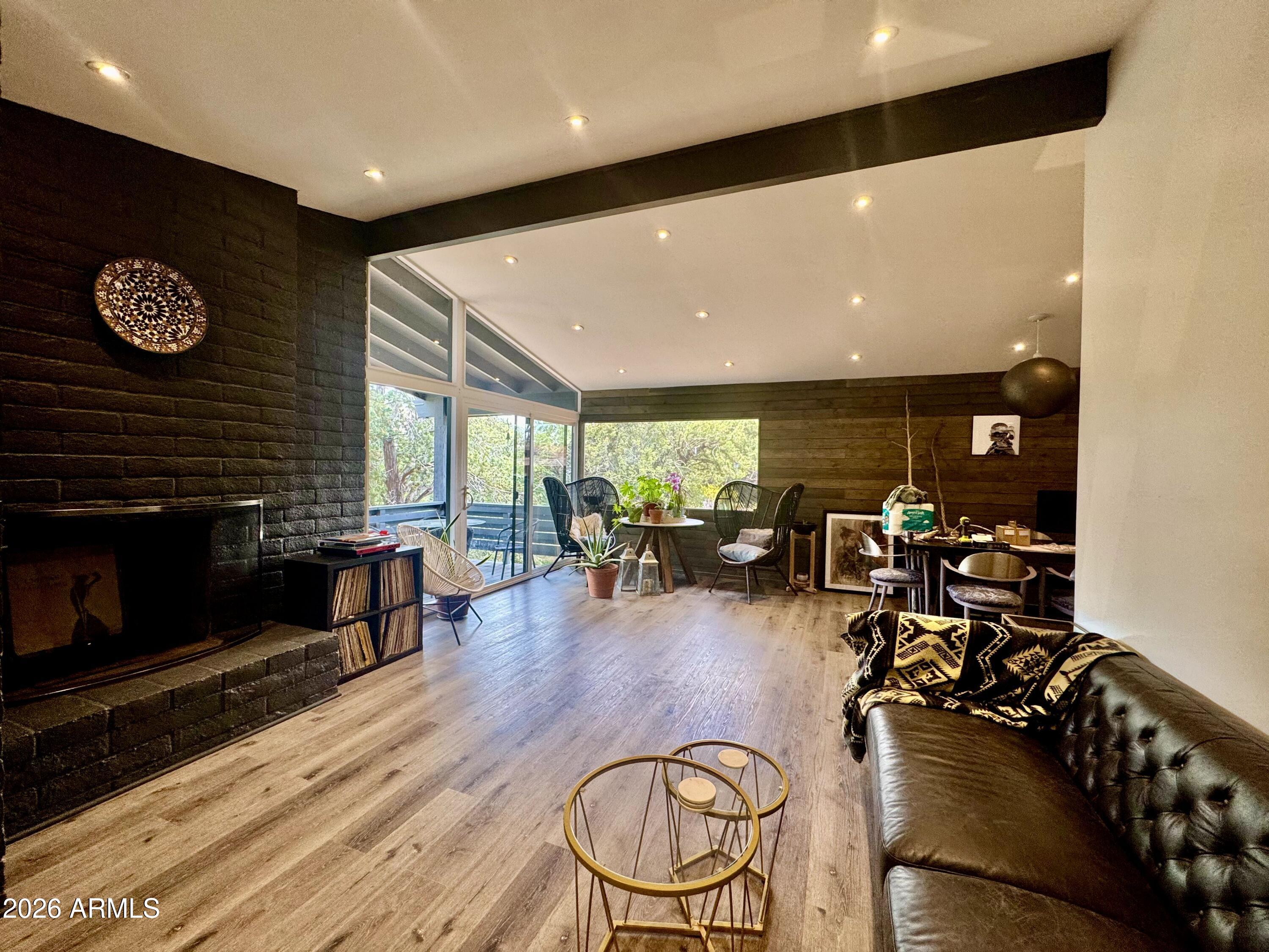 175 CANYON Drive