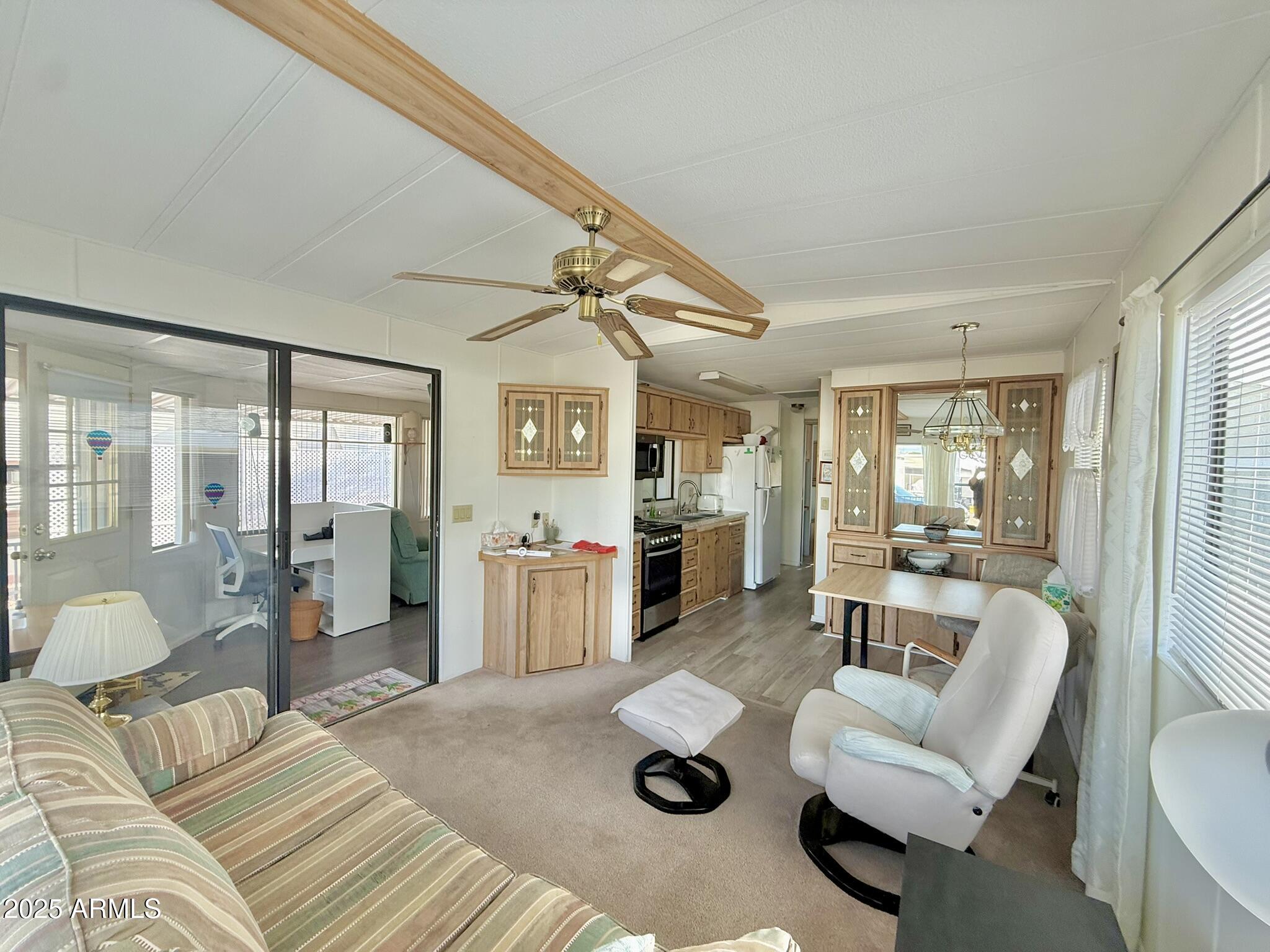 8865 E BASELINE Road 1643