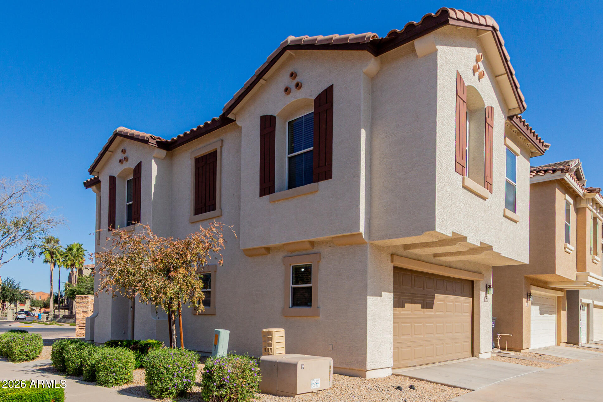 144 W CAMPBELL Court