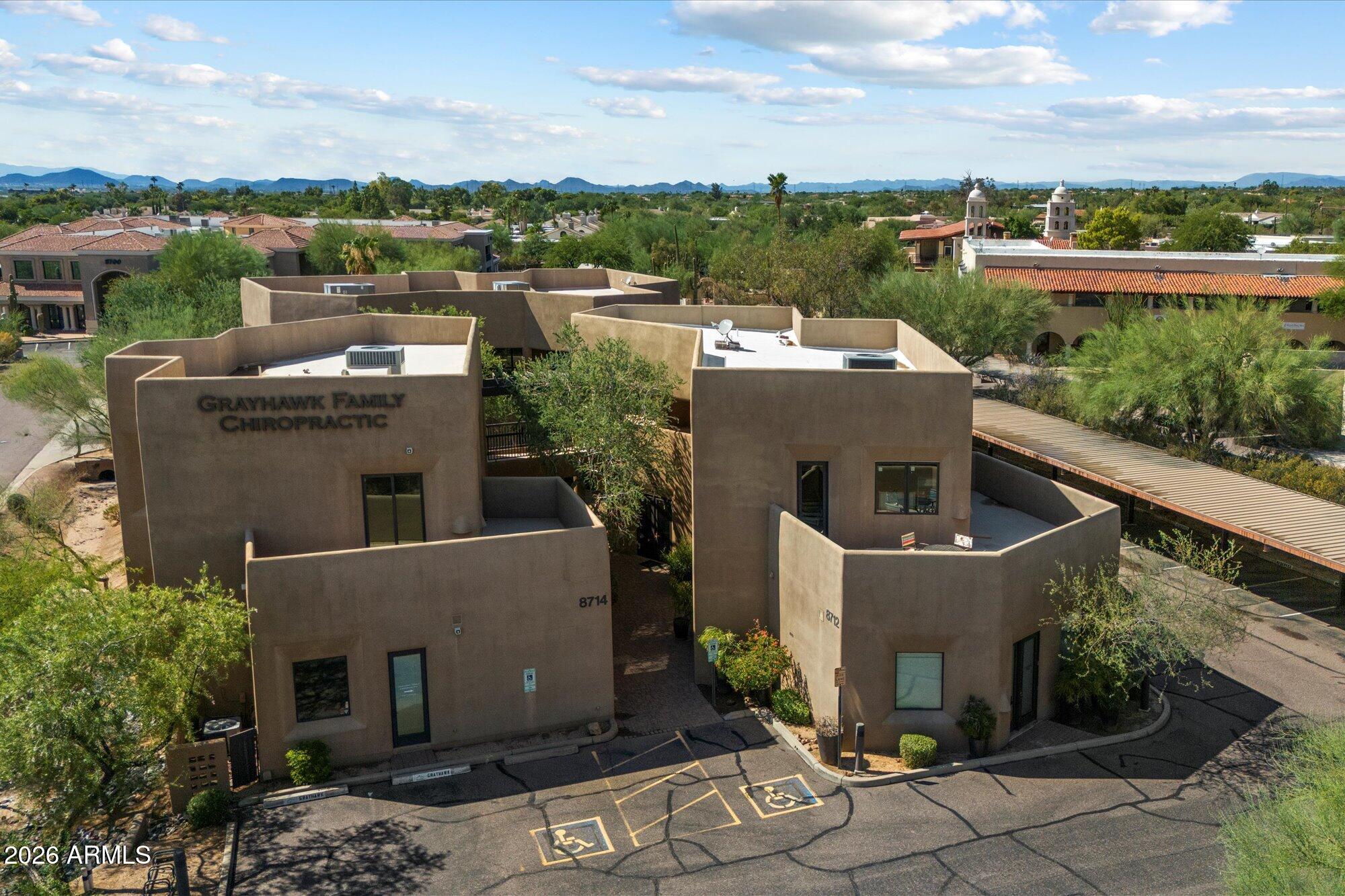 8712 E VISTA BONITA Drive