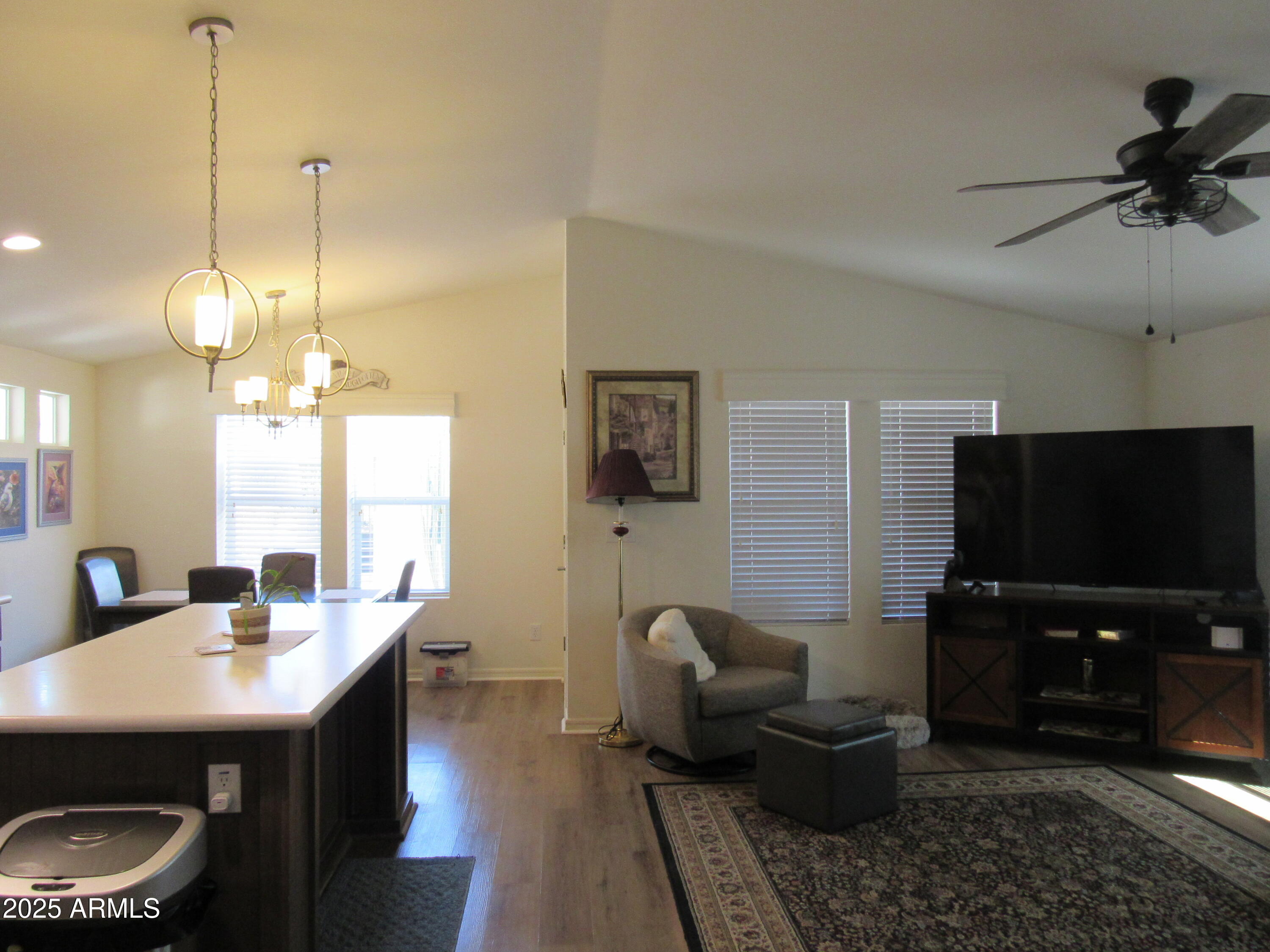 7570 E Speedway Boulevard 573