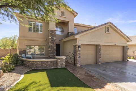 2405 W BARBIE Lane Phoenix AZ 85085