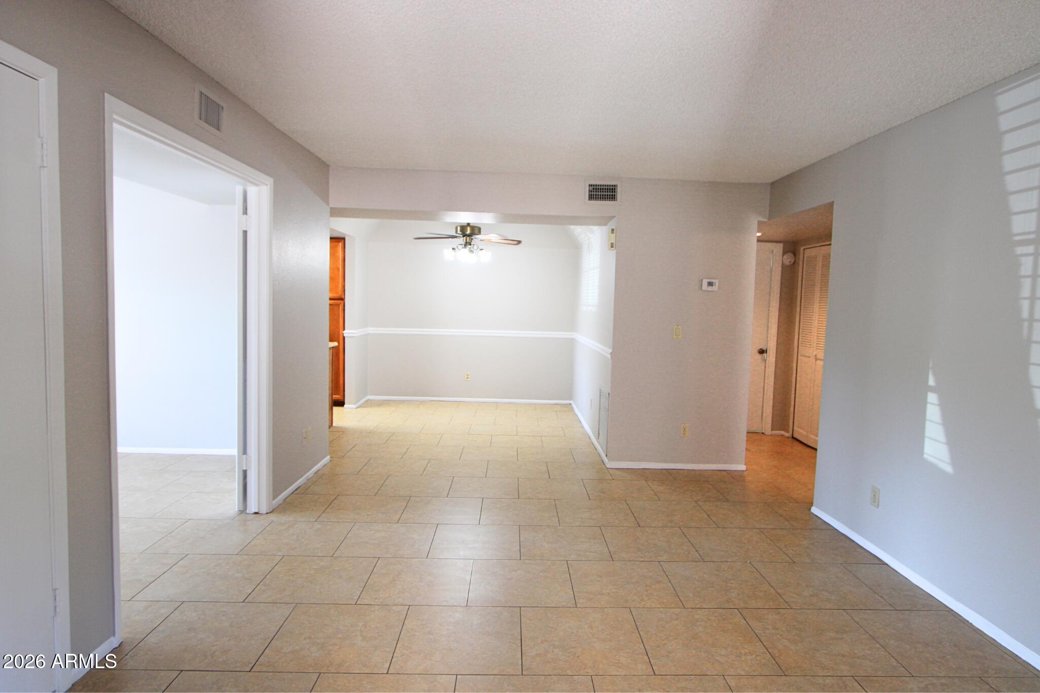 925 N COLLEGE Avenue C111