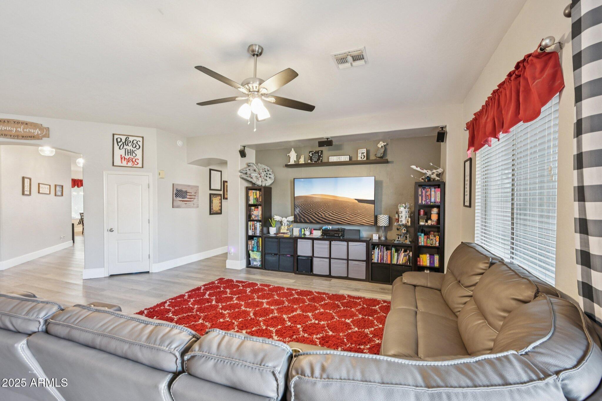 4650 E DECATUR Street