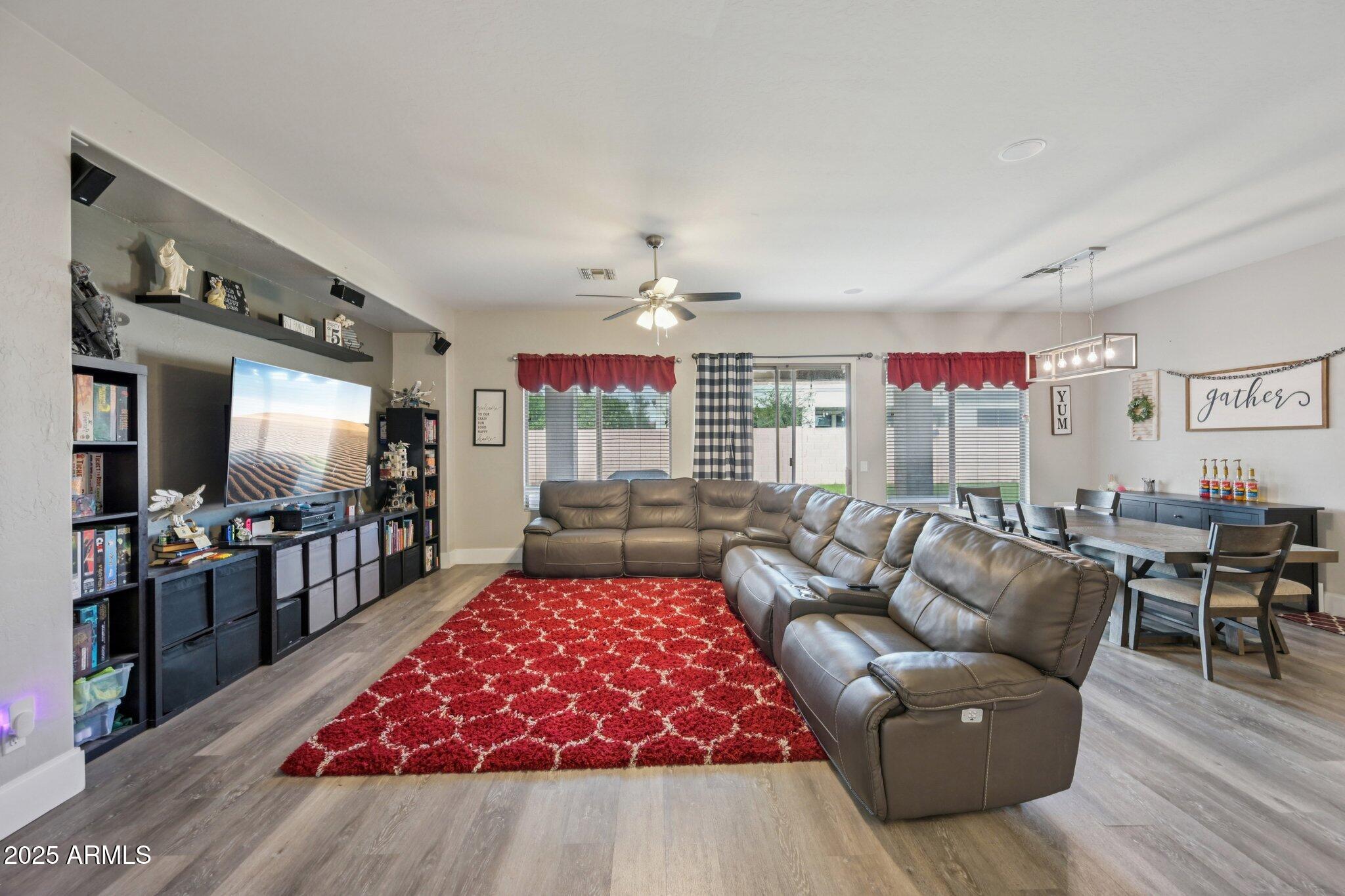 4650 E DECATUR Street