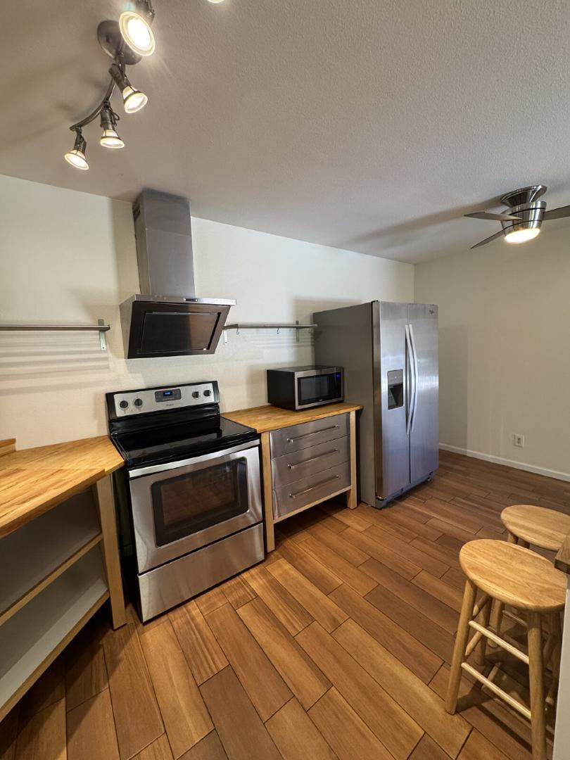 5525 E Thomas Road F1