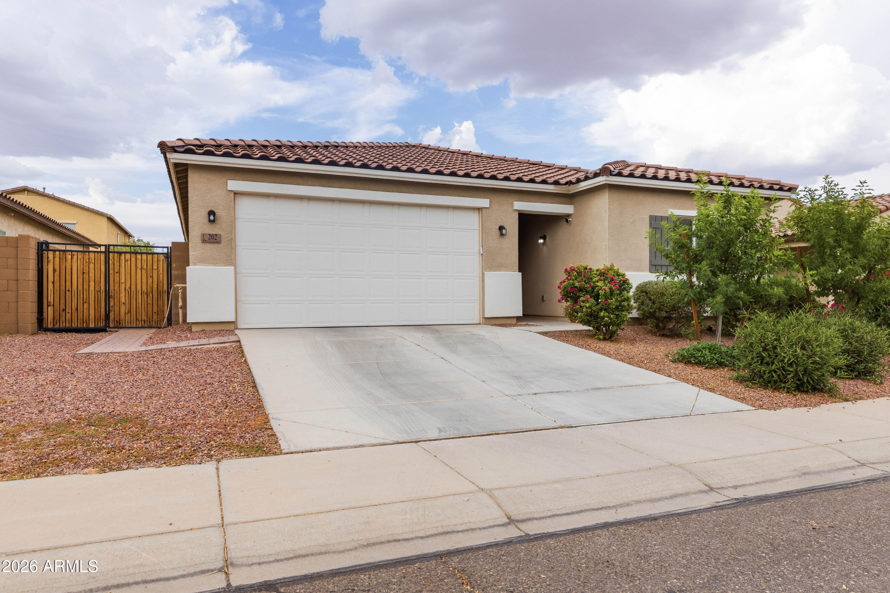 202 W SEVEN SEAS Drive