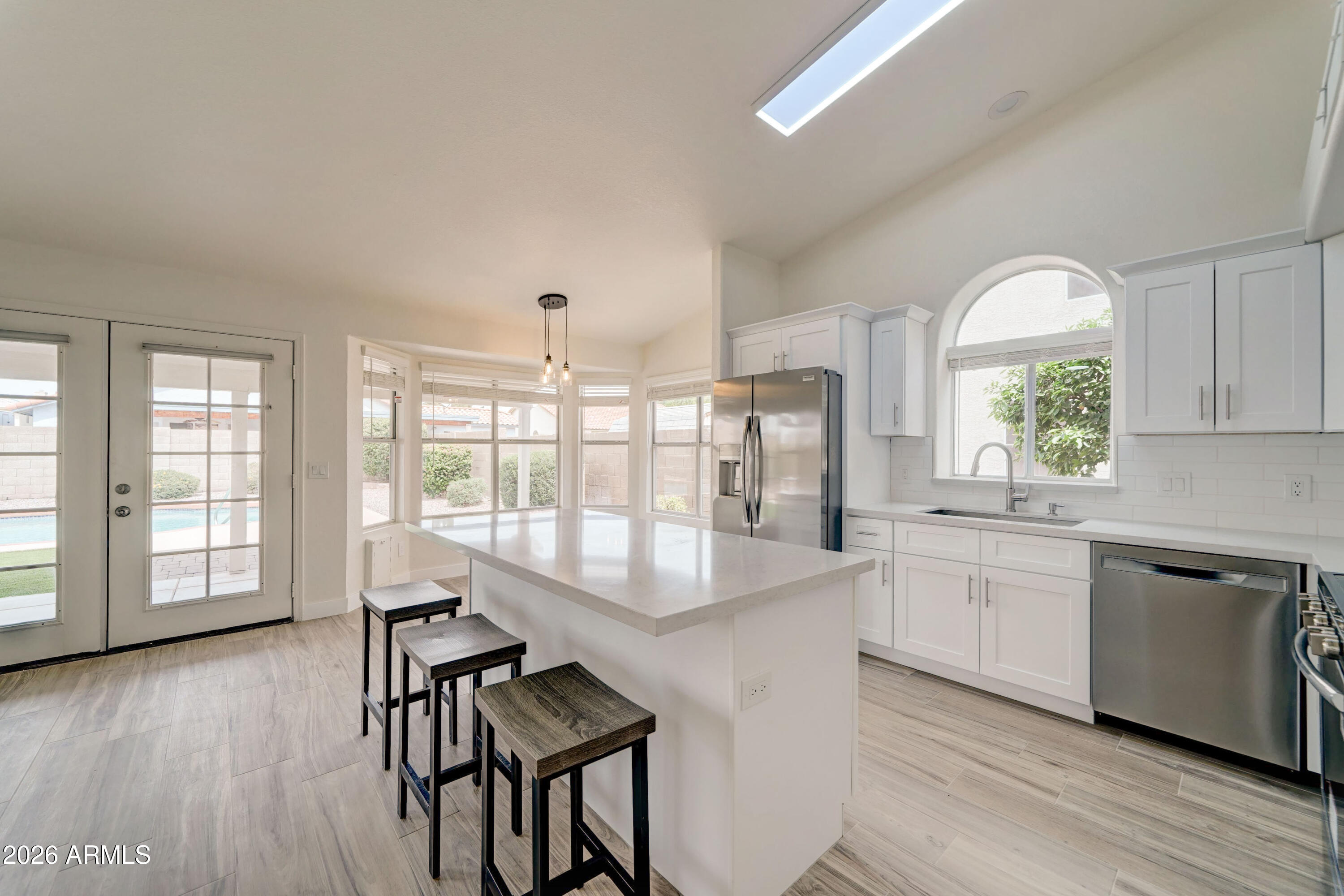 7664 W REDFIELD Road