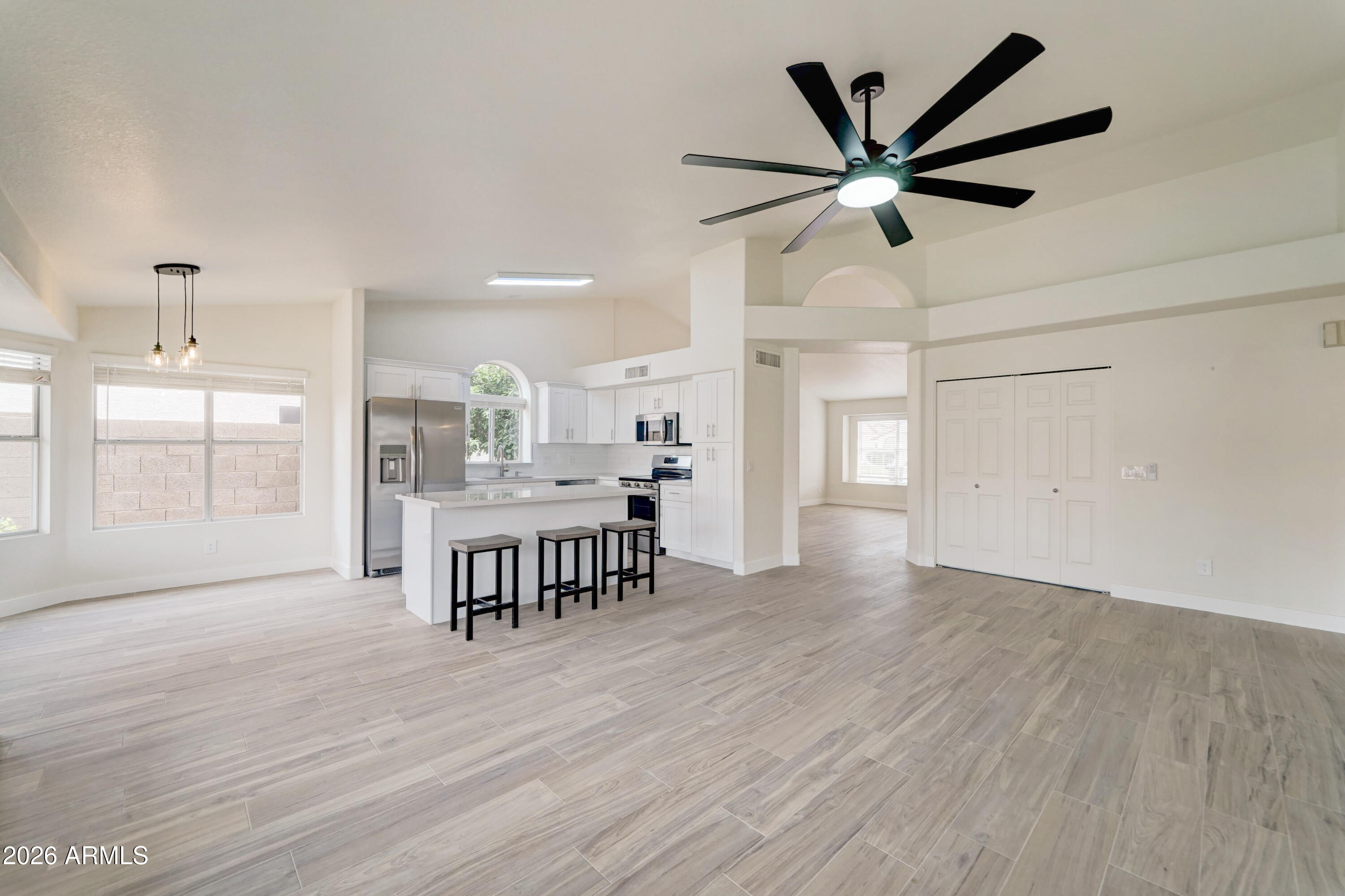 7664 W REDFIELD Road