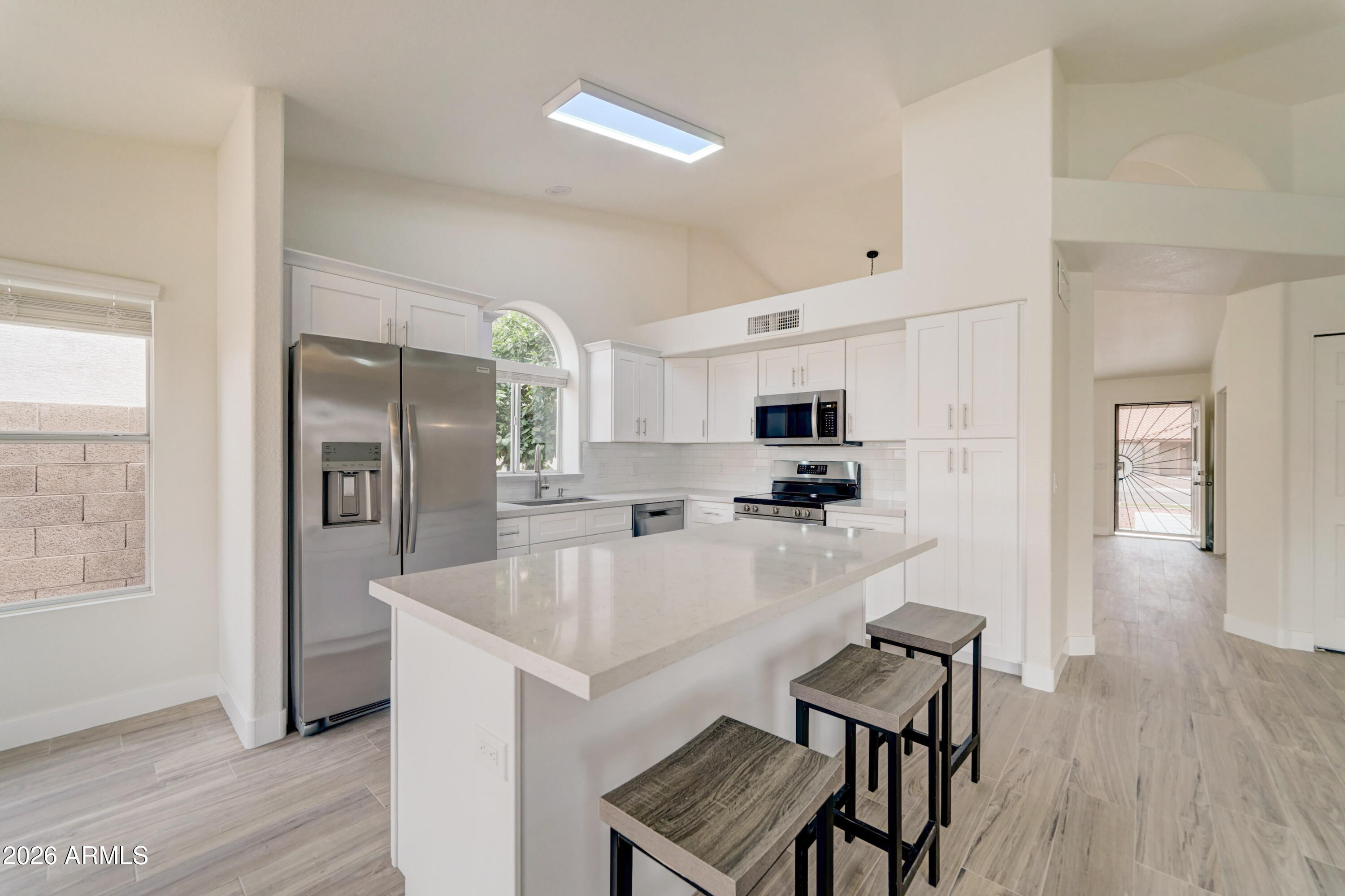 7664 W REDFIELD Road