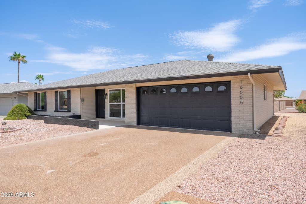 Photo of 16005 N Nicklaus Lane, Sun City, AZ 85351 (MLS # 7053259)