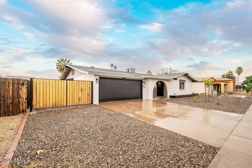 Photo of 4446 W Carol Avenue, Glendale, AZ 85302 (MLS # 6974596)