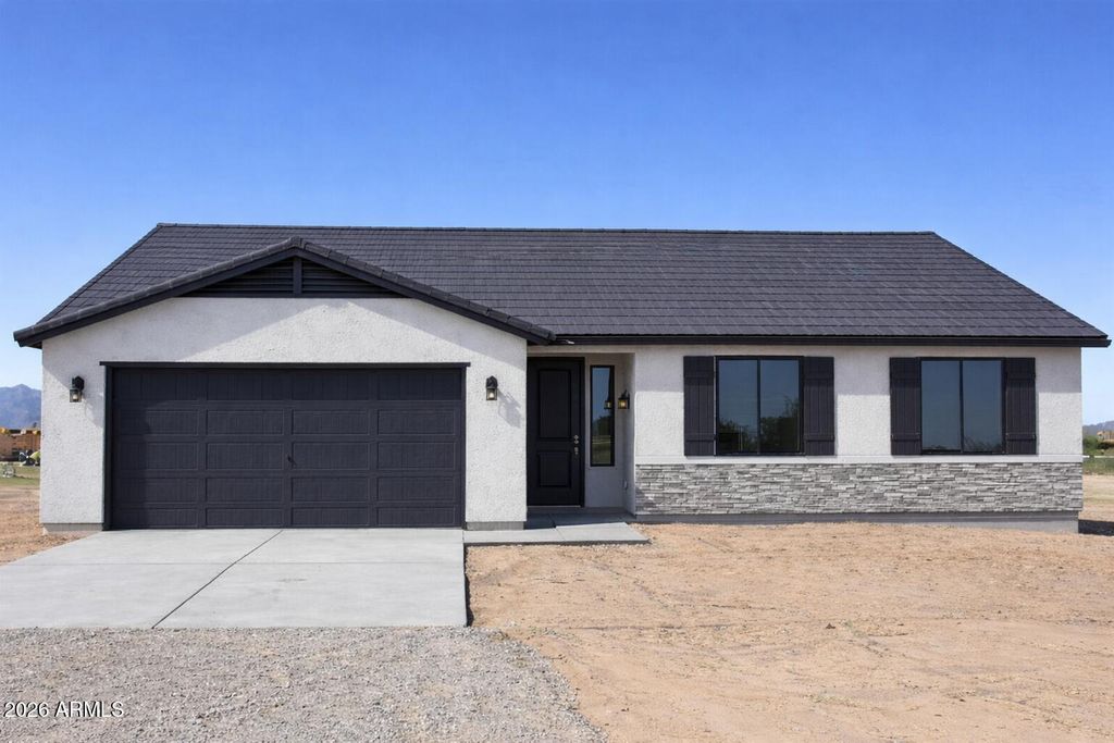 Photo of 17885 N Stonebluff Road, Maricopa, AZ 85139 (MLS # 7017105)