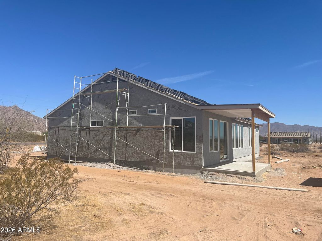 Photo of 17885 N Stonebluff Road, Maricopa, AZ 85139 (MLS # 7017105)