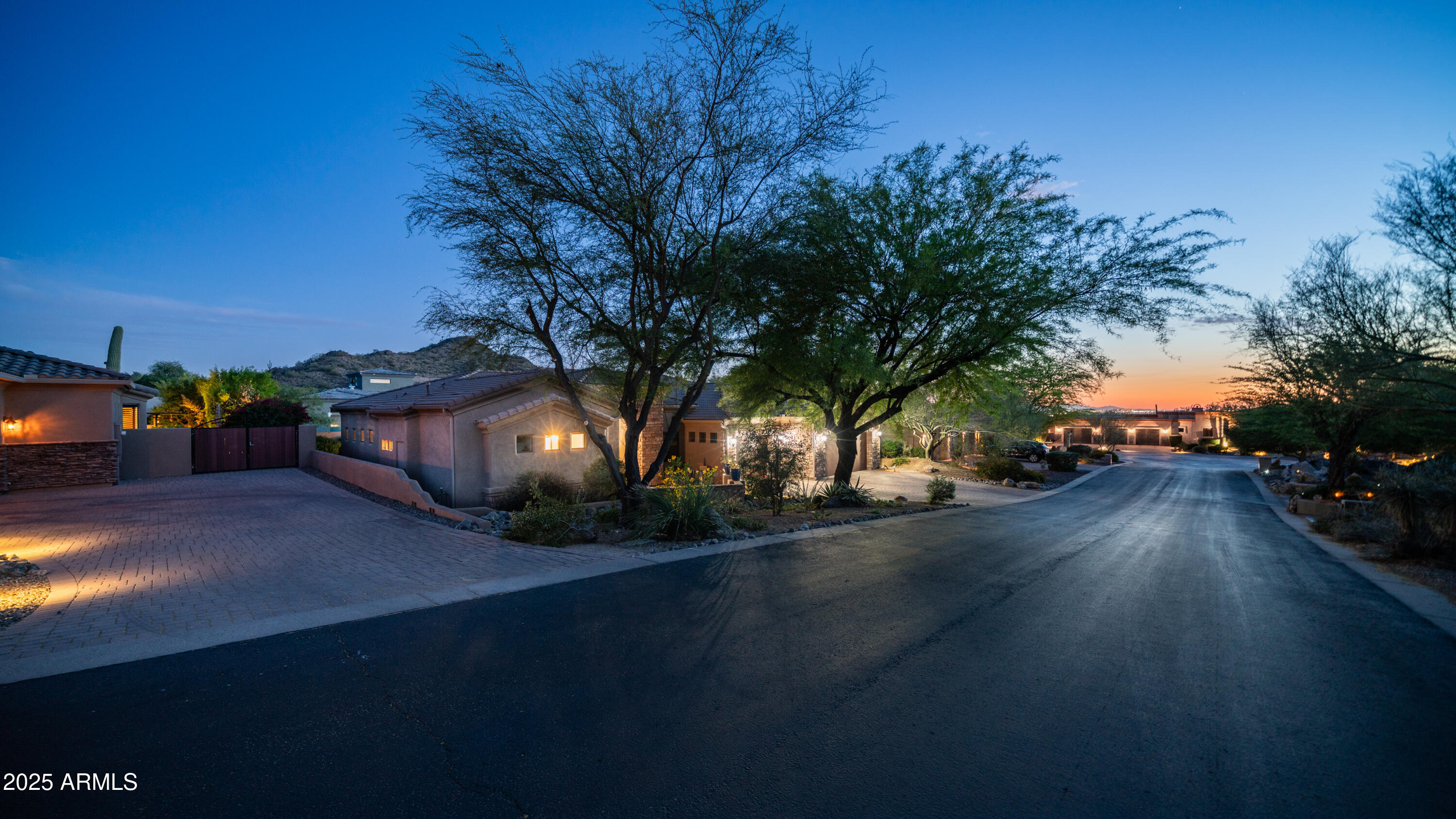 7130 E SADDLEBACK Street 58