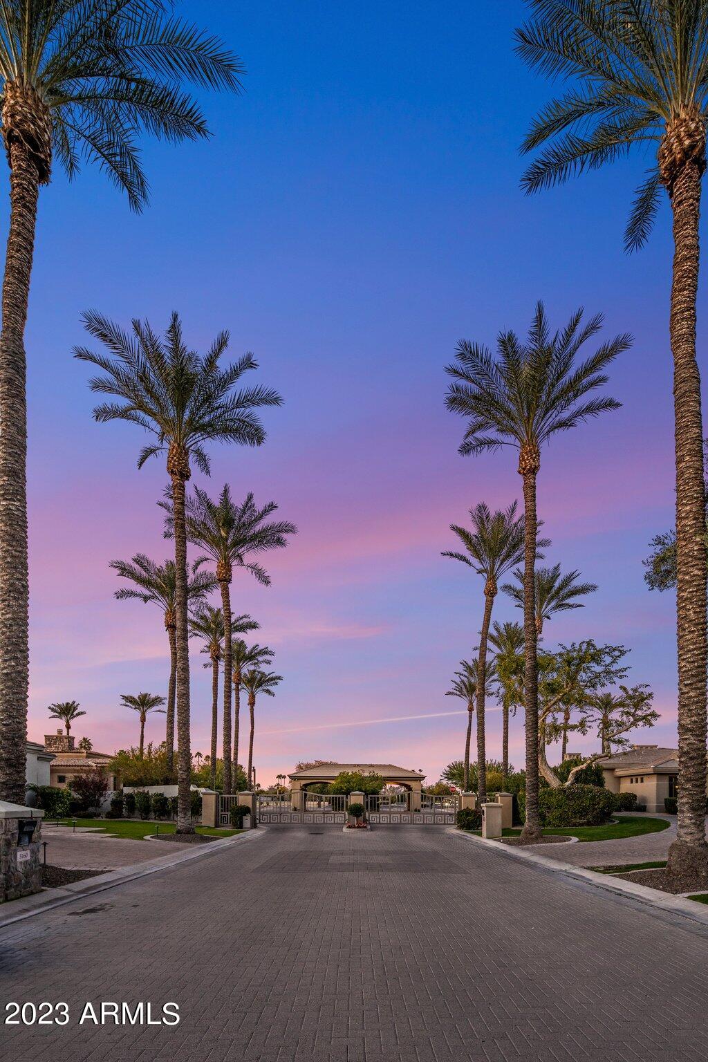VIA VISTA - Residential