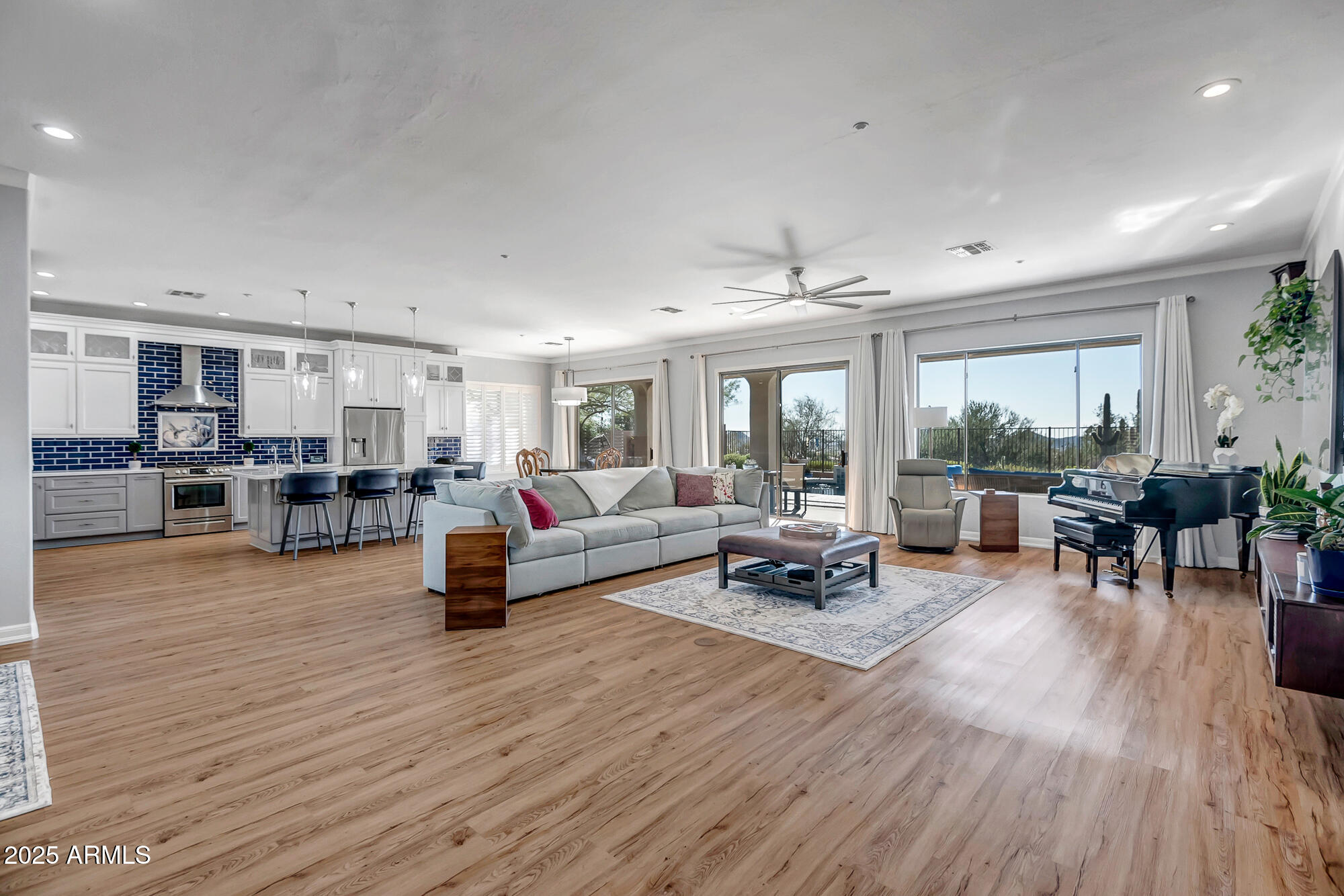 41716 N LAUREL VALLEY Way