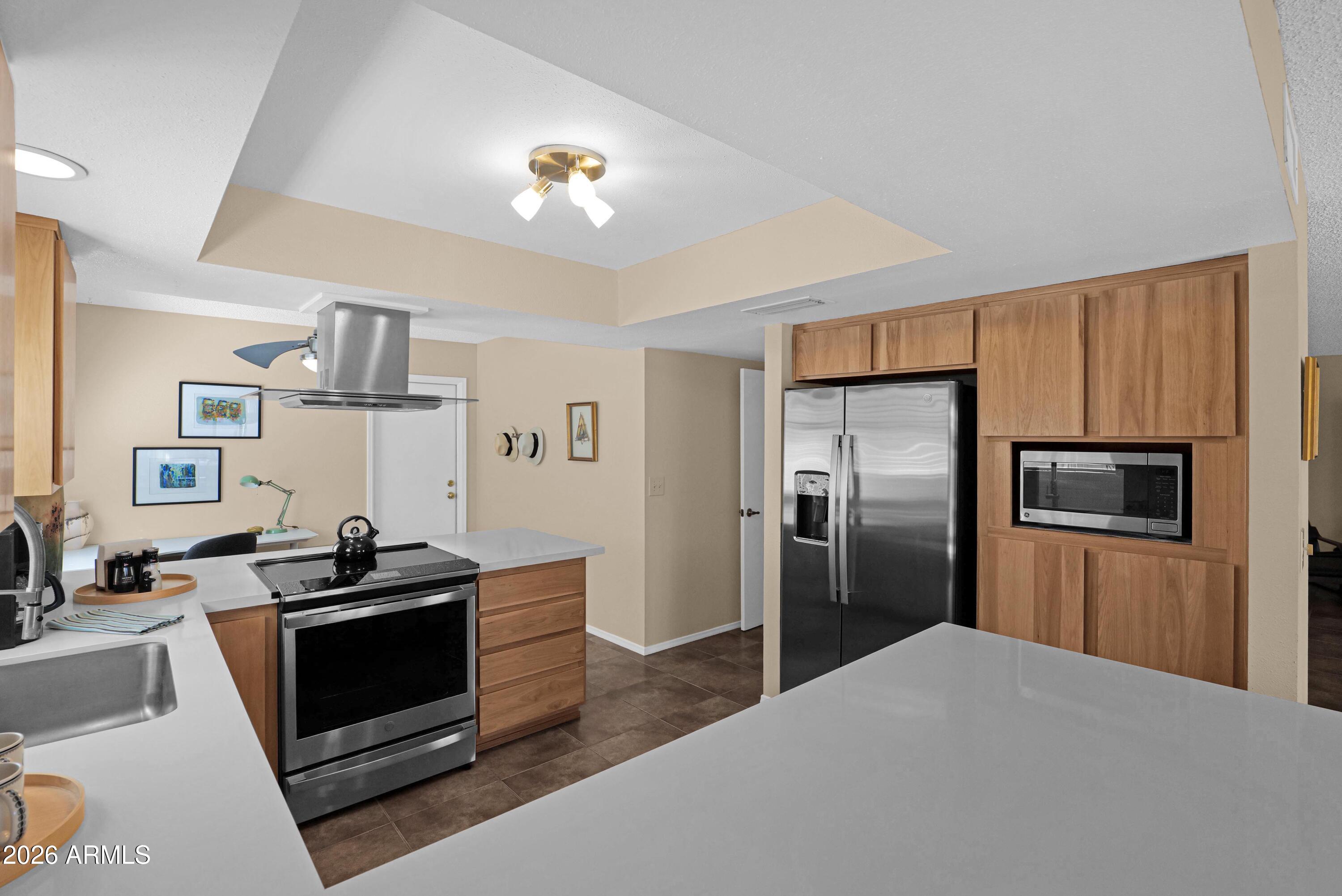 26609 S HOLLYGREEN Drive