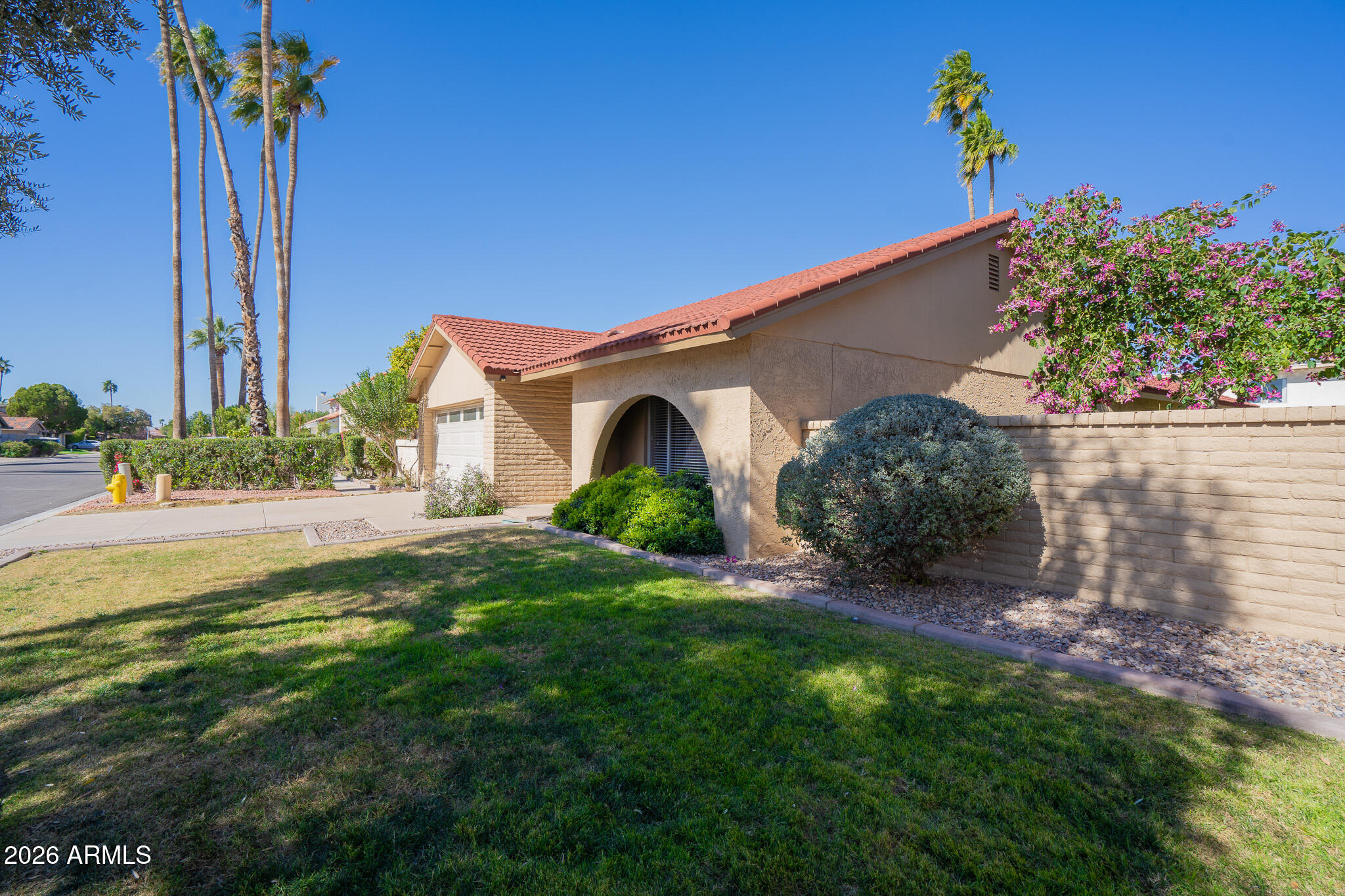 1610 E WINDJAMMER Way