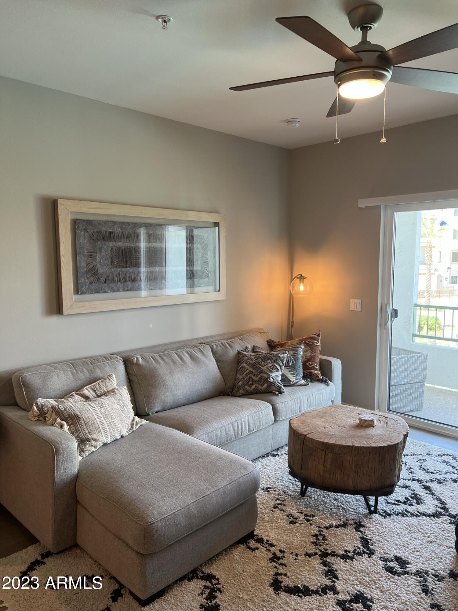 2511 W QUEEN CREEK Road 250