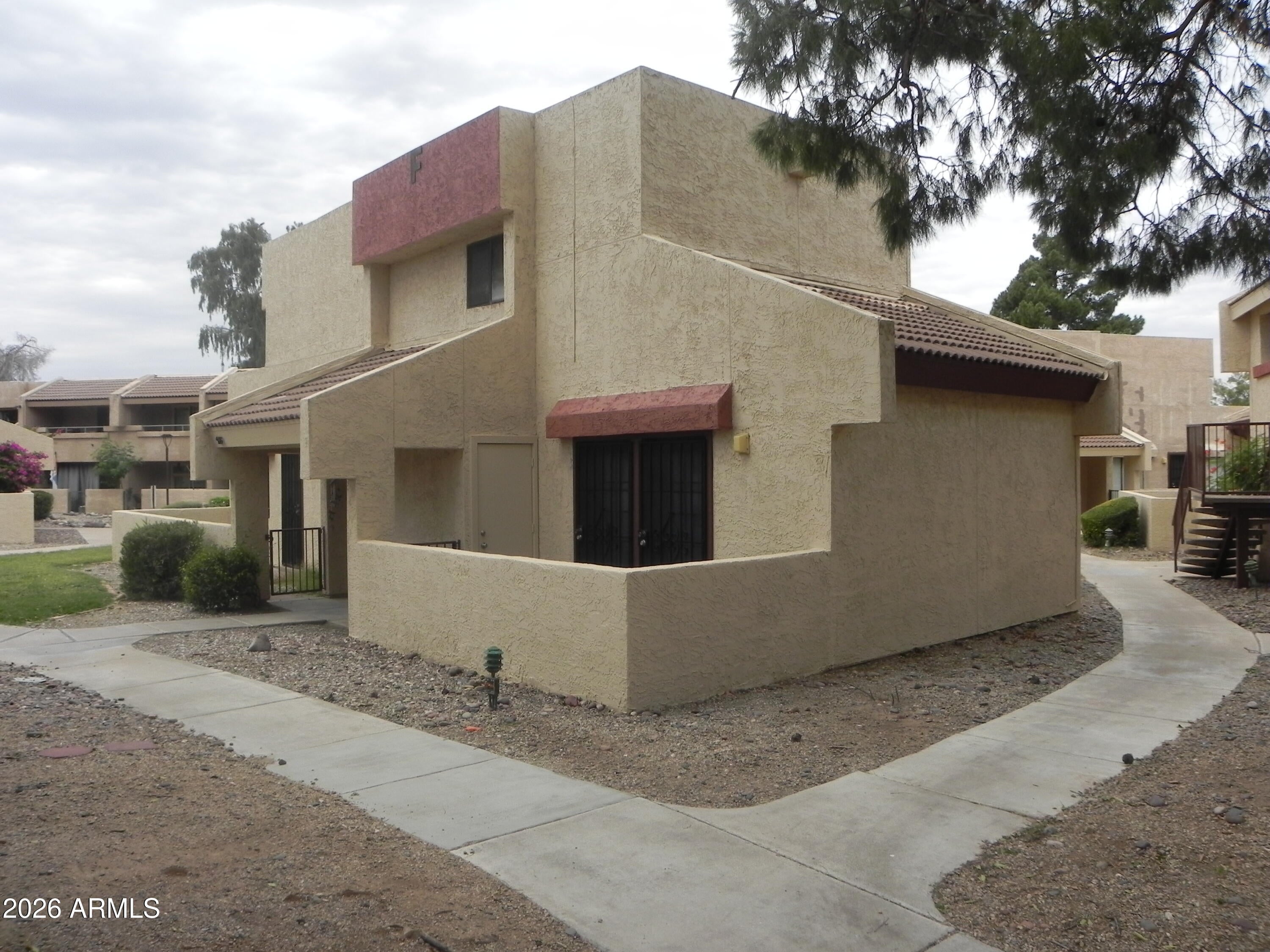 10828 N BILTMORE Drive 155