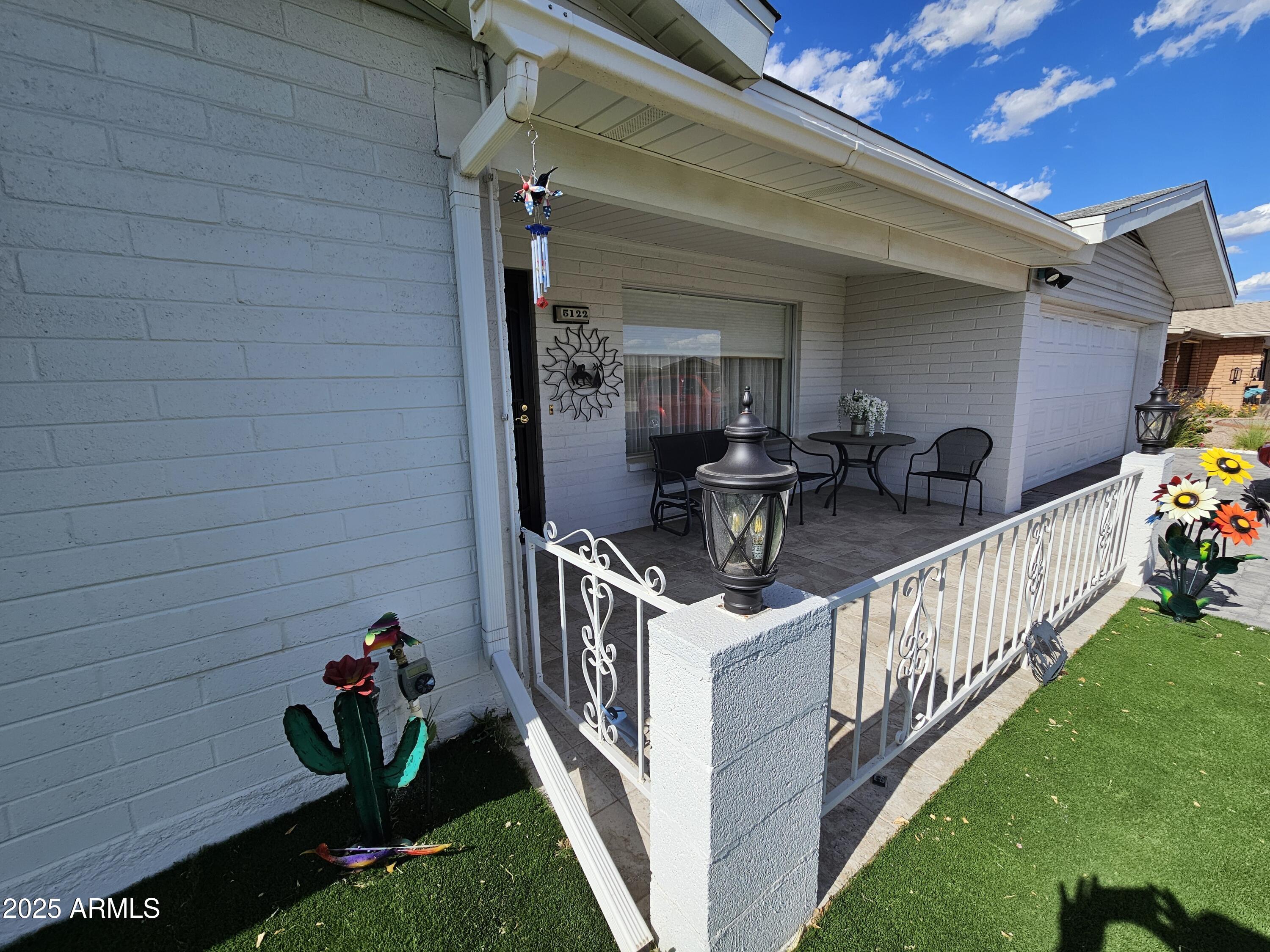 5122 E EMERALD Circle