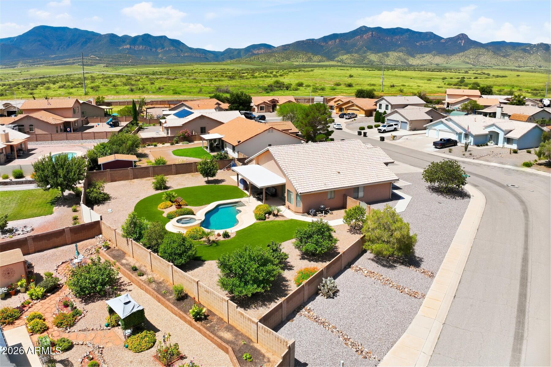 2573 MONTECITO Court