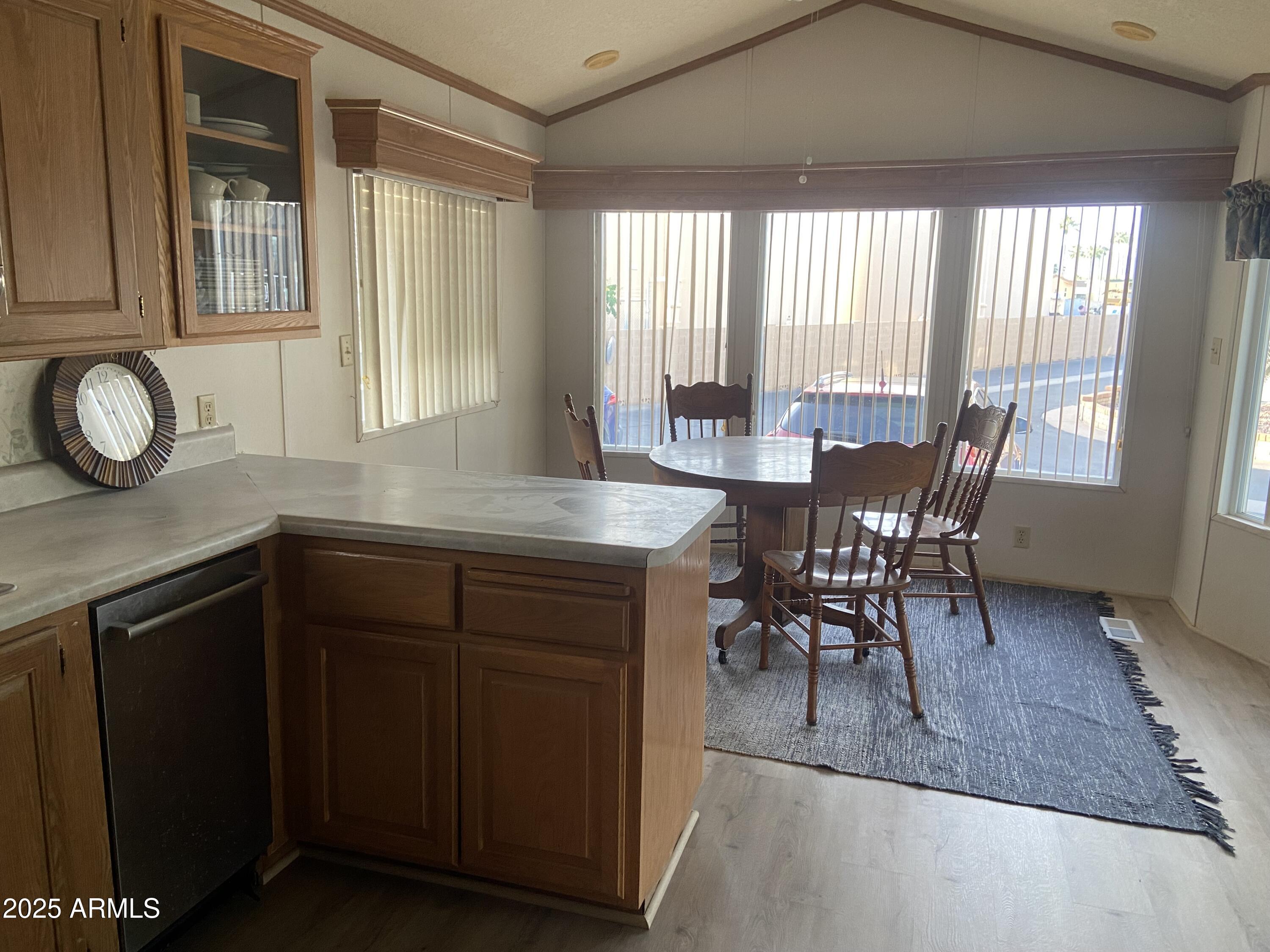 2137 W Erie Avenue 137