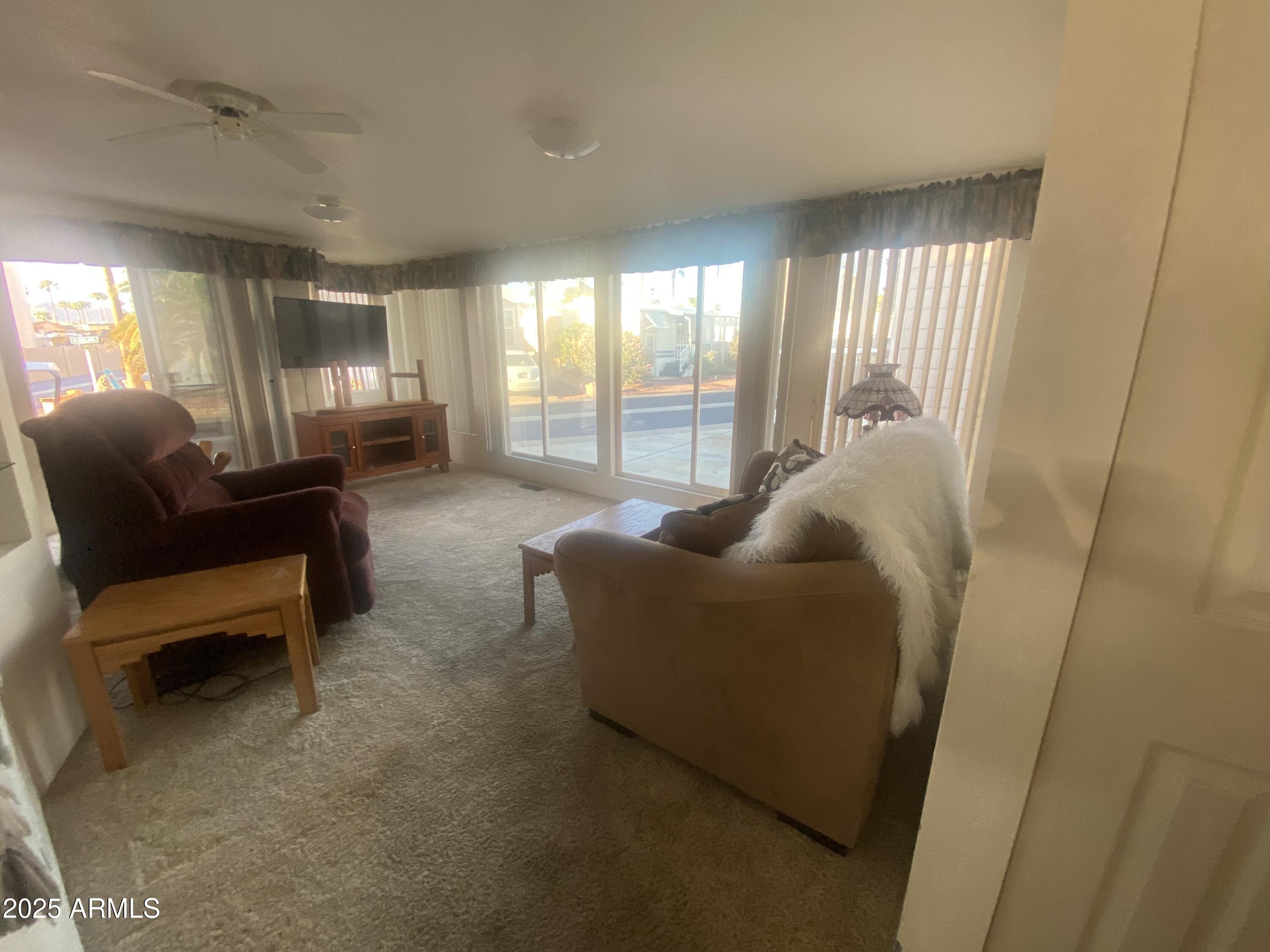 2137 W Erie Avenue 137