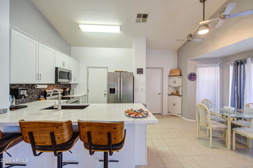 Photo of 6552 S Sawgrass Drive, Chandler, AZ 85249 (MLS # 7009063)