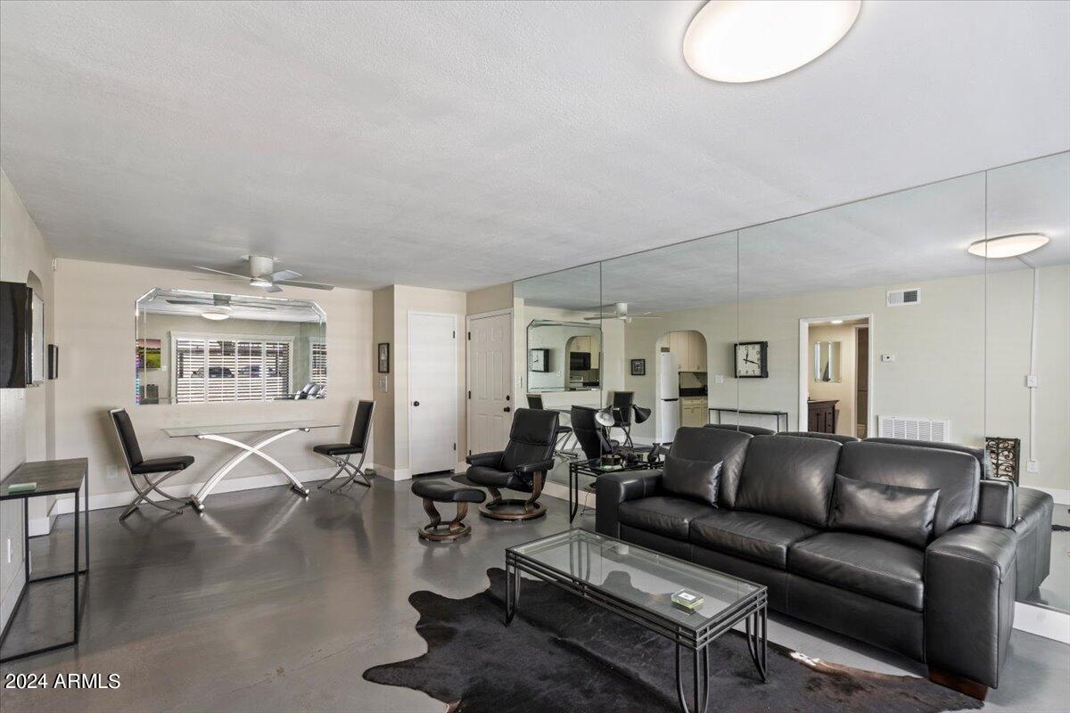 10444 N 69TH Street 130